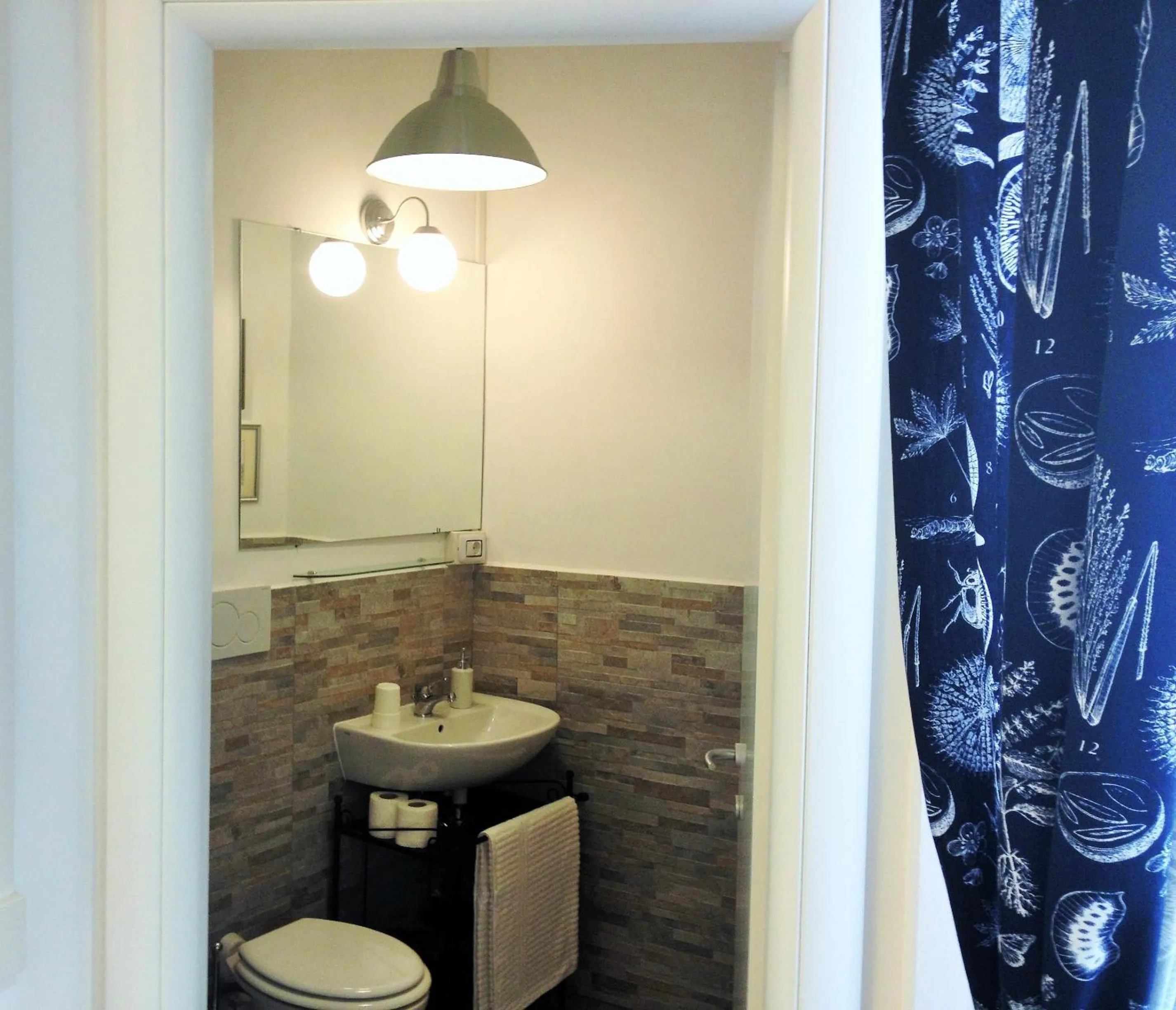 Bathroom in Domò Vaticano Guest House