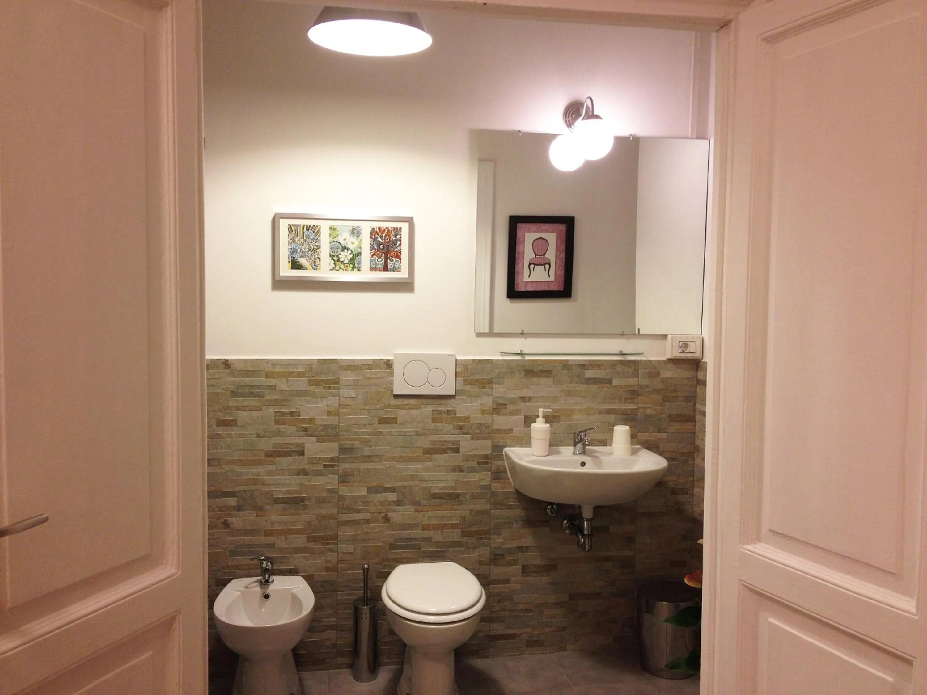 Bathroom in Domò Vaticano Guest House