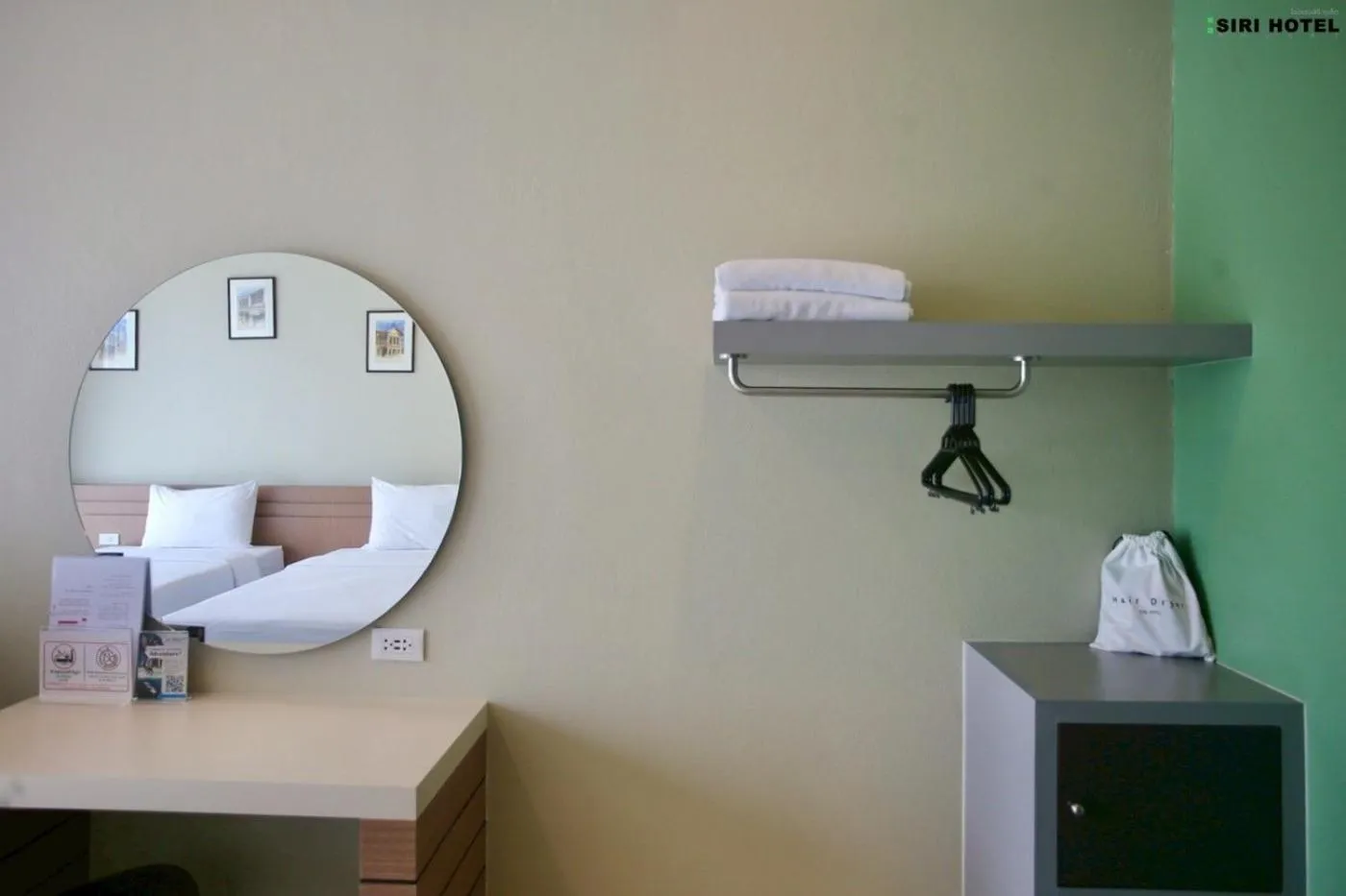 Photo of the whole room in Siri Hotel Phuket