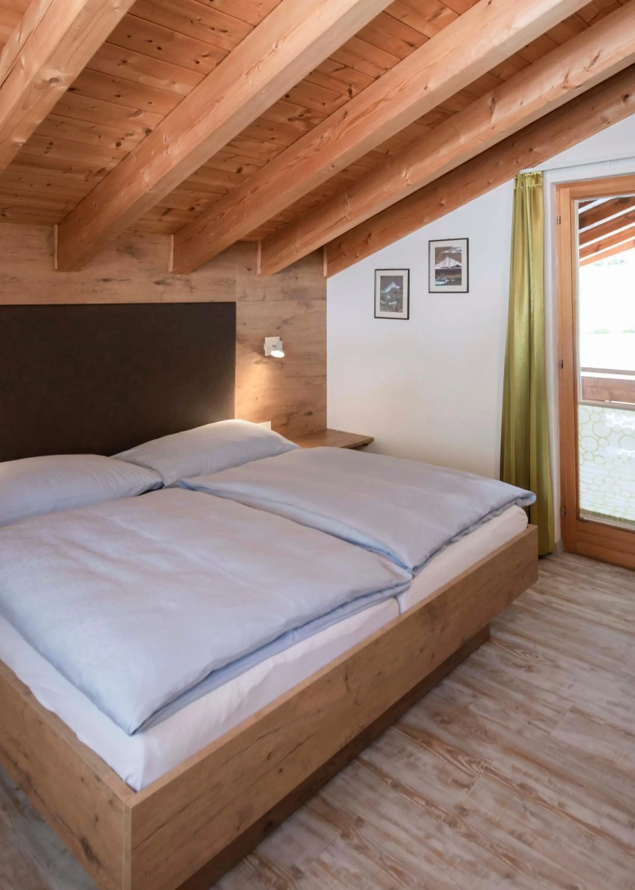 Photo of the whole room, Bed in Apartment Madlaina