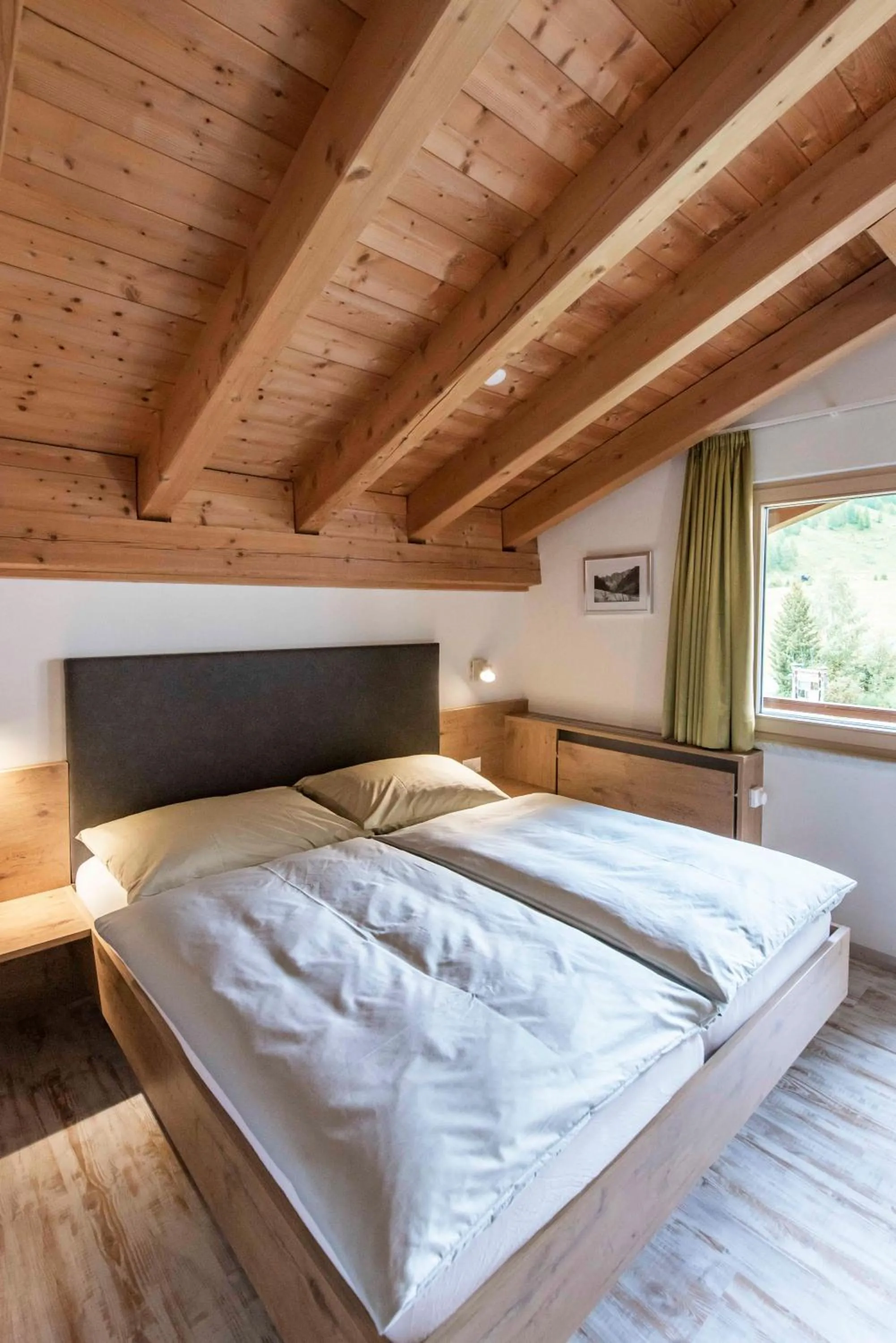 Bed in Apartment Madlaina