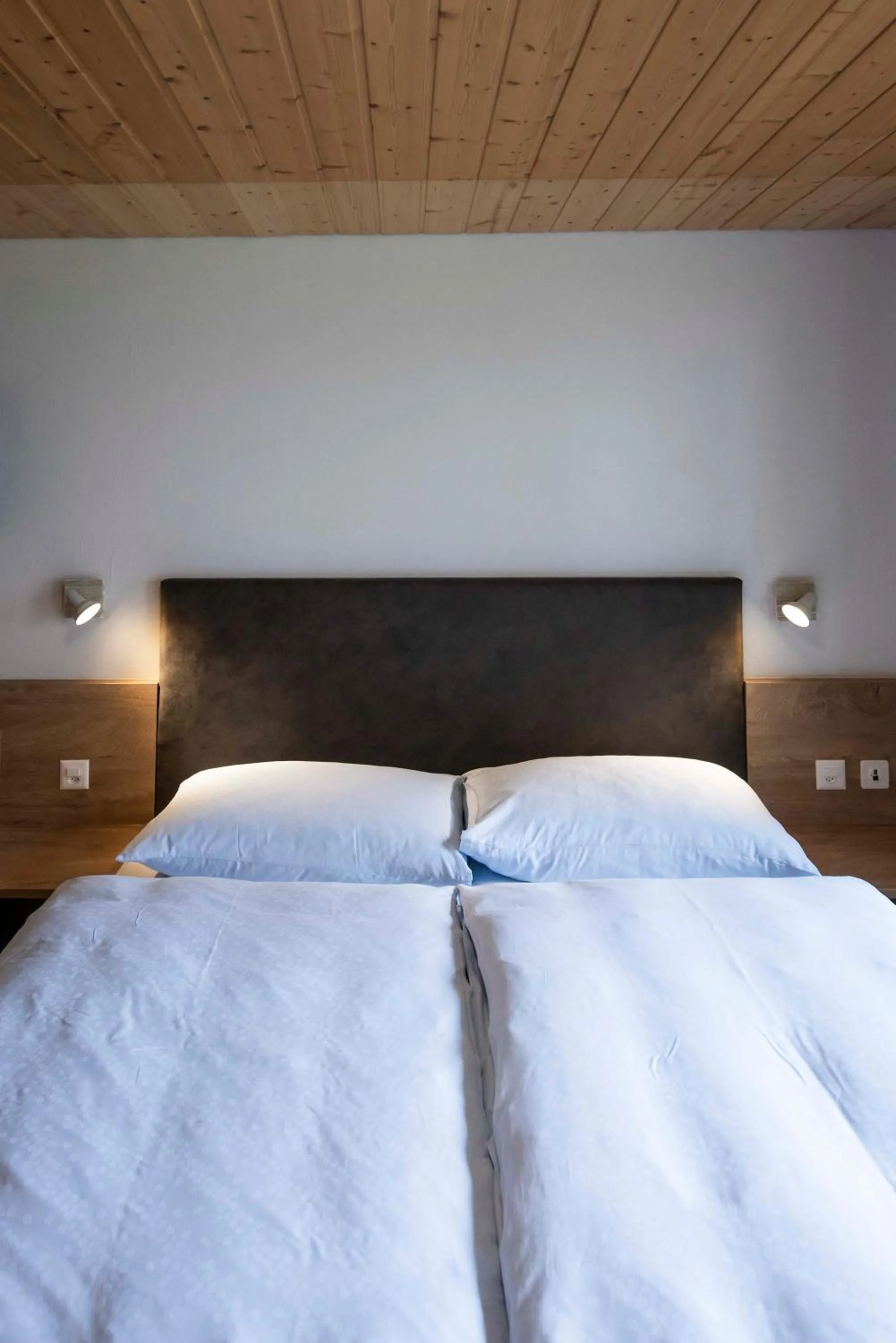 Bedroom, Bed in Apartment Madlaina