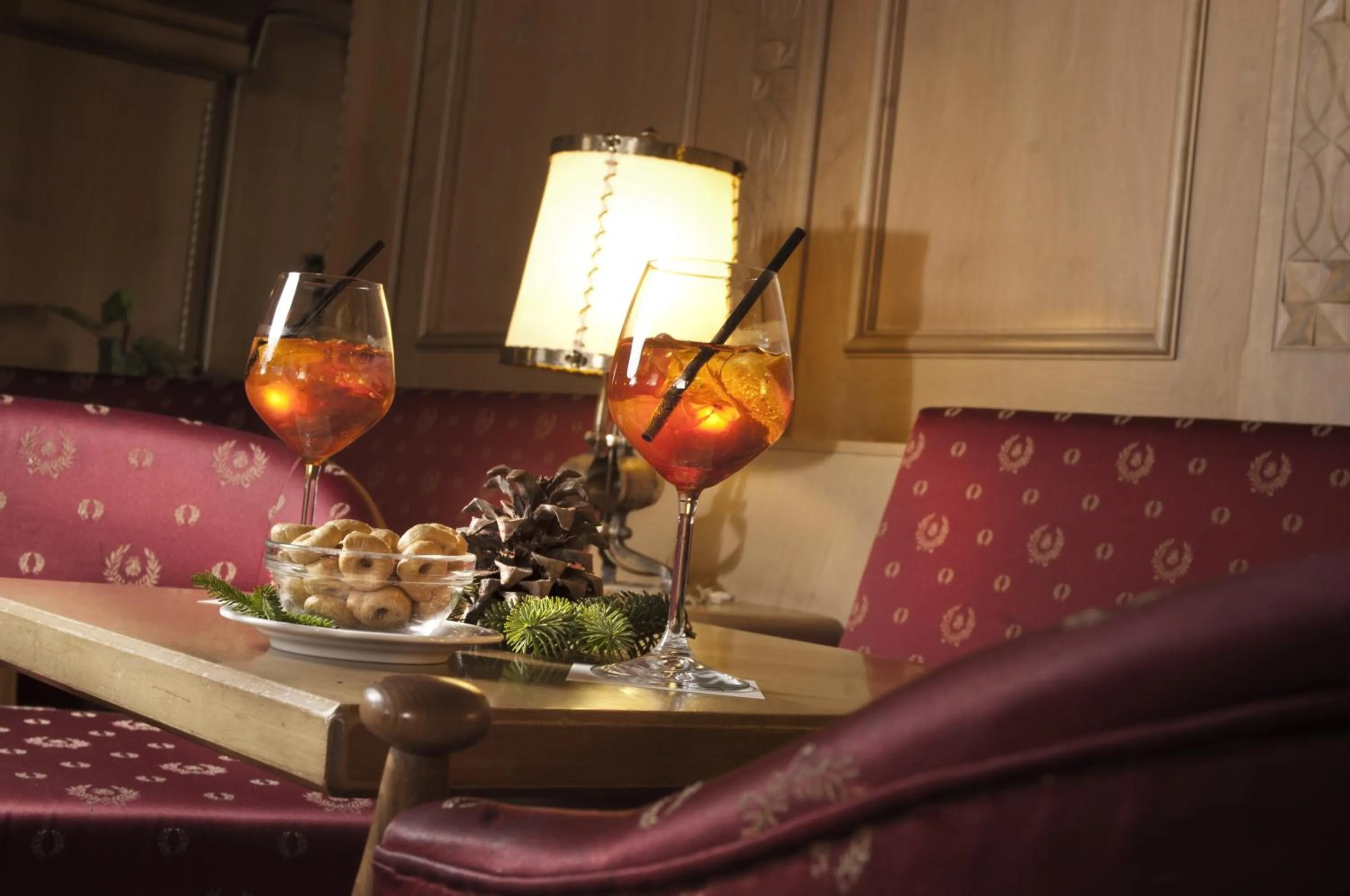 Communal lounge/ TV room in Grand Hotel Biancaneve