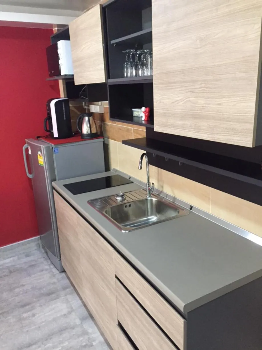 Kitchen or kitchenette in Fong Kaew and Baan Nang Fa Guesthouse