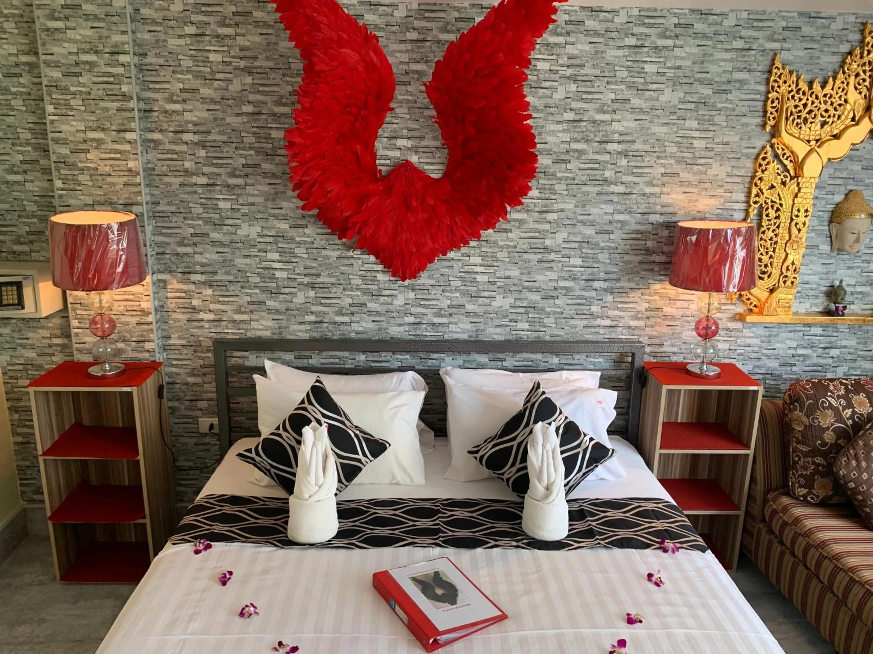 Bedroom, Bed in Fong Kaew and Baan Nang Fa Guesthouse