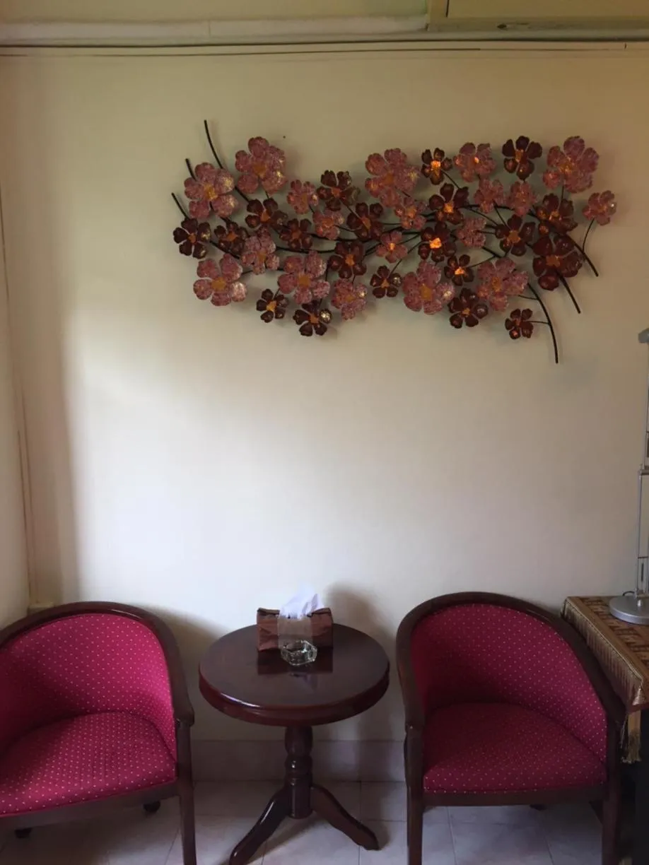 Decorative detail in Fong Kaew and Baan Nang Fa Guesthouse