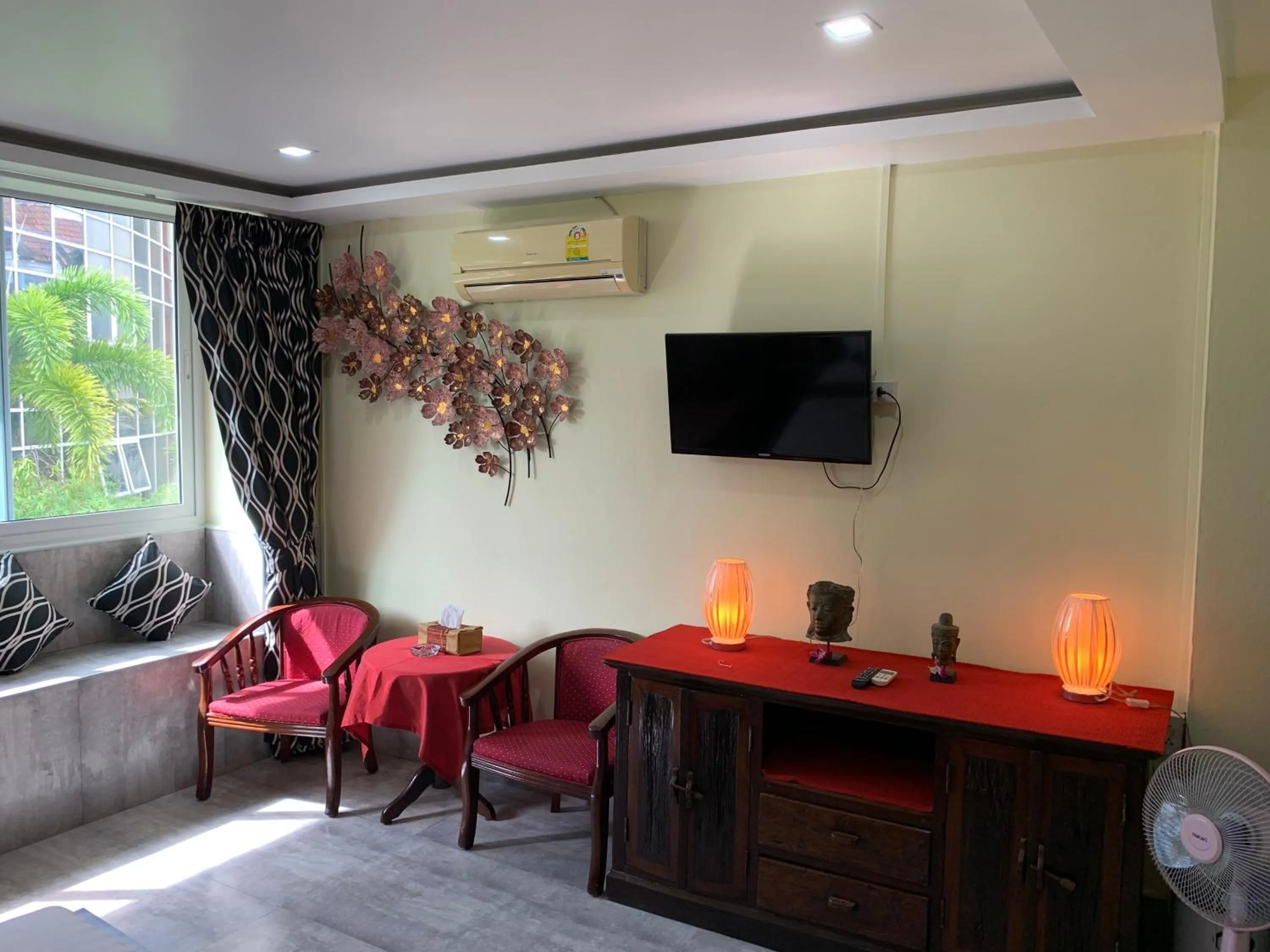 Seating area in Fong Kaew and Baan Nang Fa Guesthouse