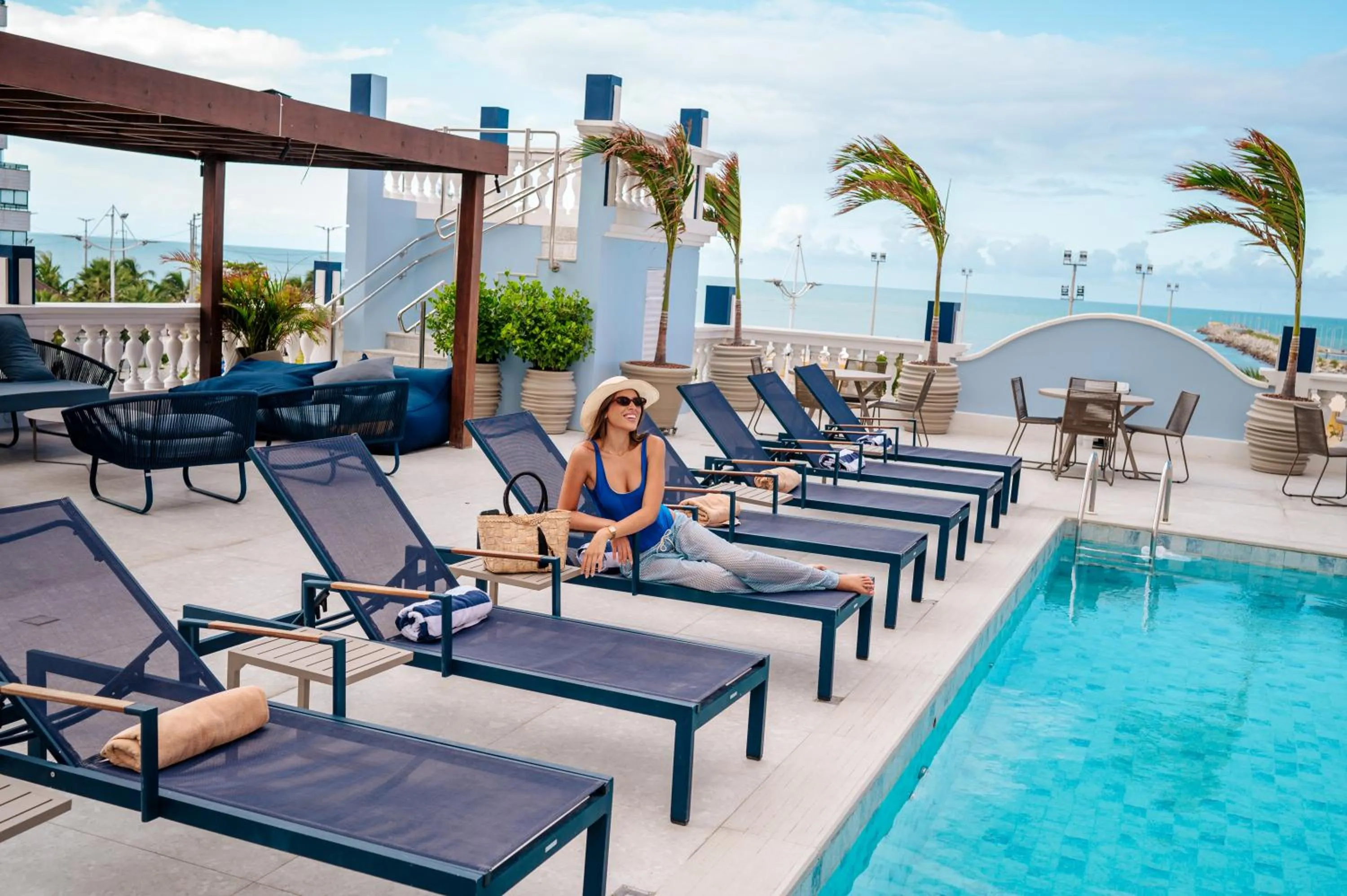 Pool view in Hotel Sonata de Iracema