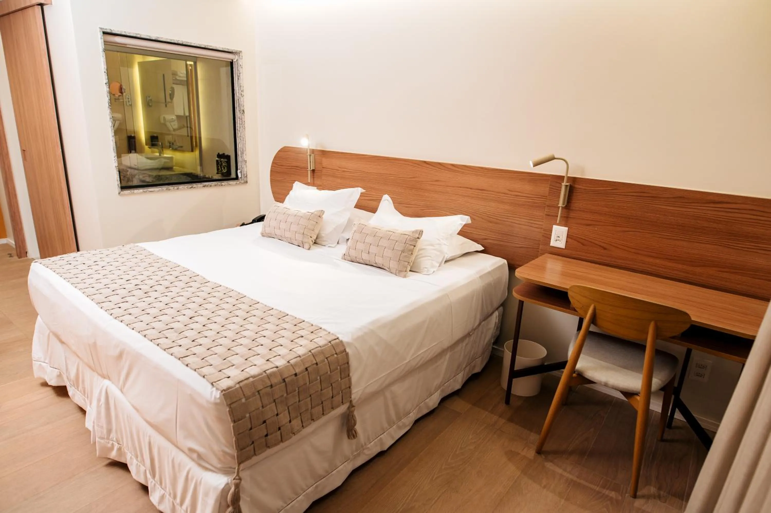 Bed in Hotel Sonata de Iracema