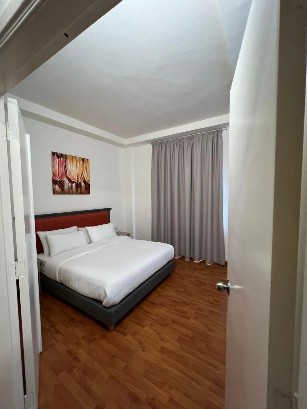 Bed in Manara Riva Suites