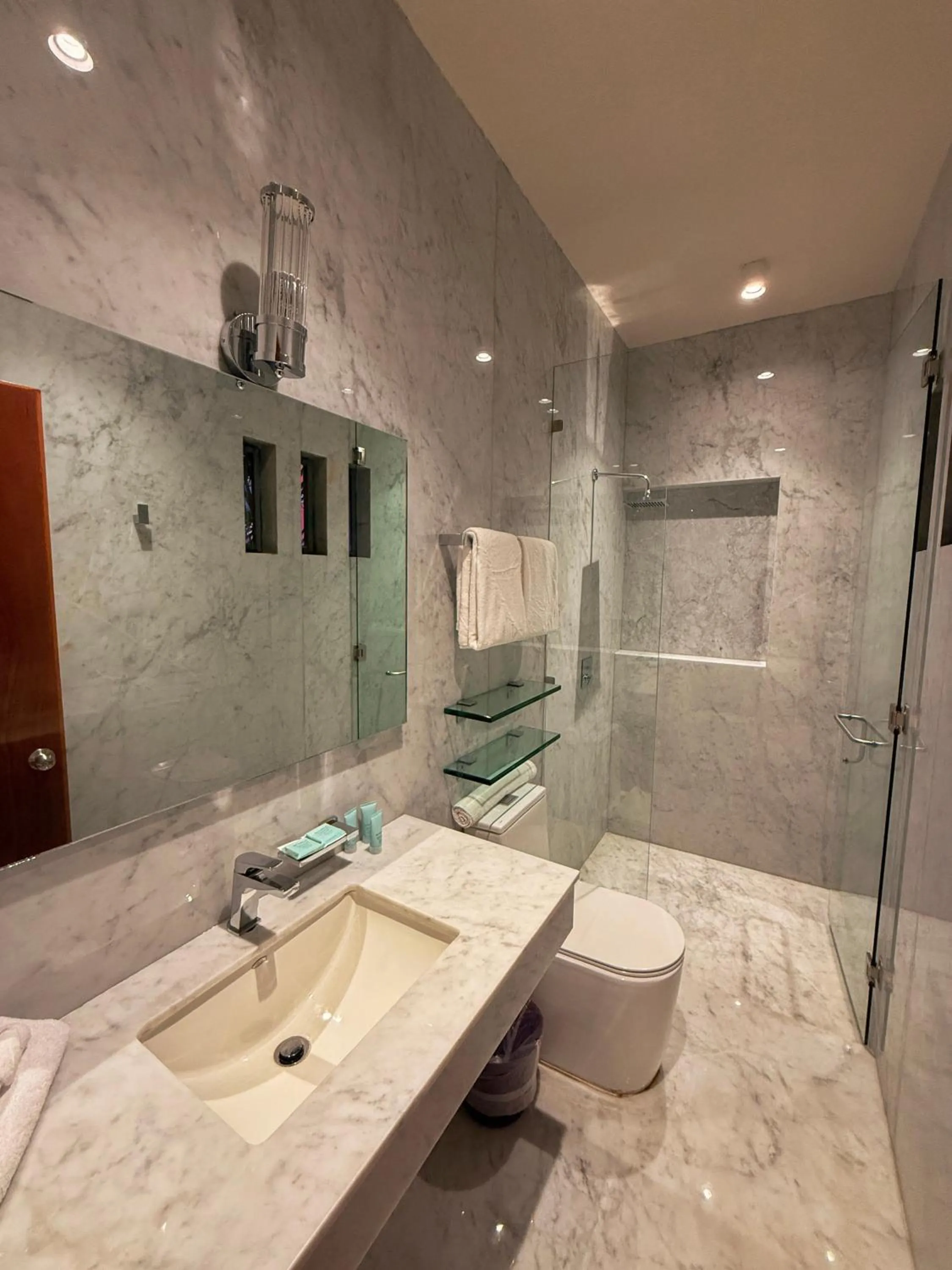 Bathroom in Parque Juan Diego