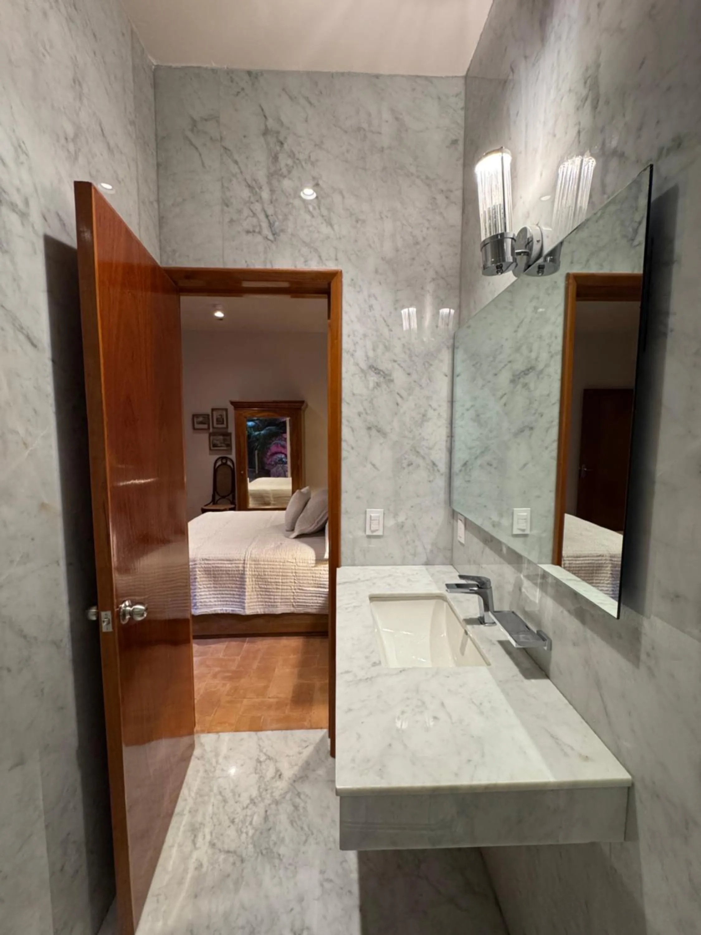 Bathroom in Parque Juan Diego