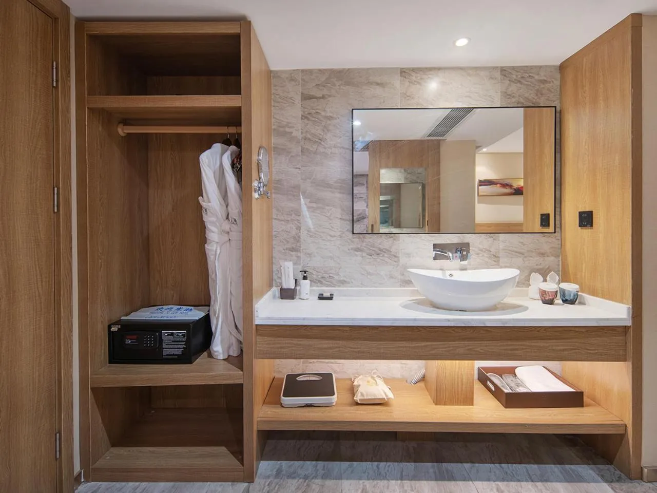 Bathroom in Guangzhou Baiyun Airport Renhe Cornet International Chain Hotel