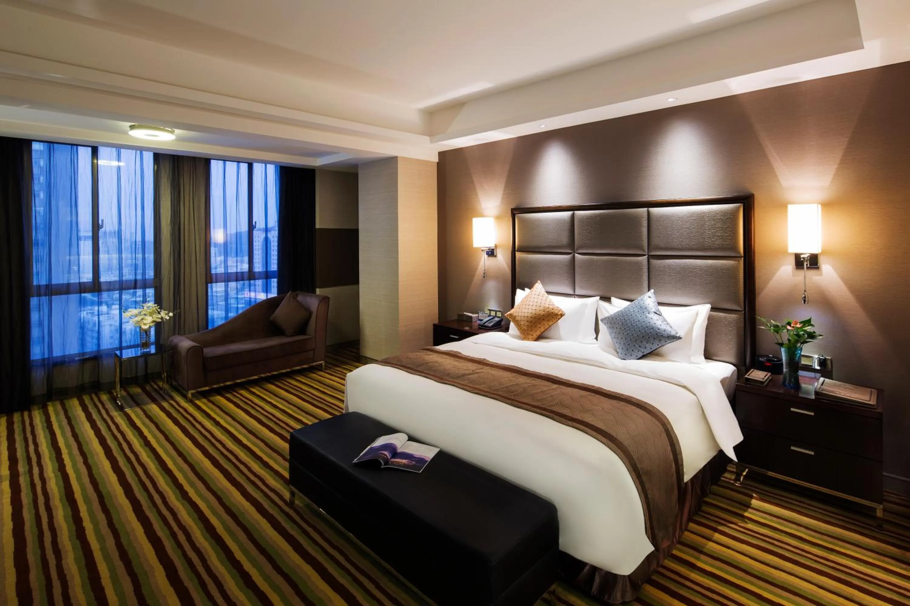 Photo of the whole room, Bed in Millennium Hotel Fuqing