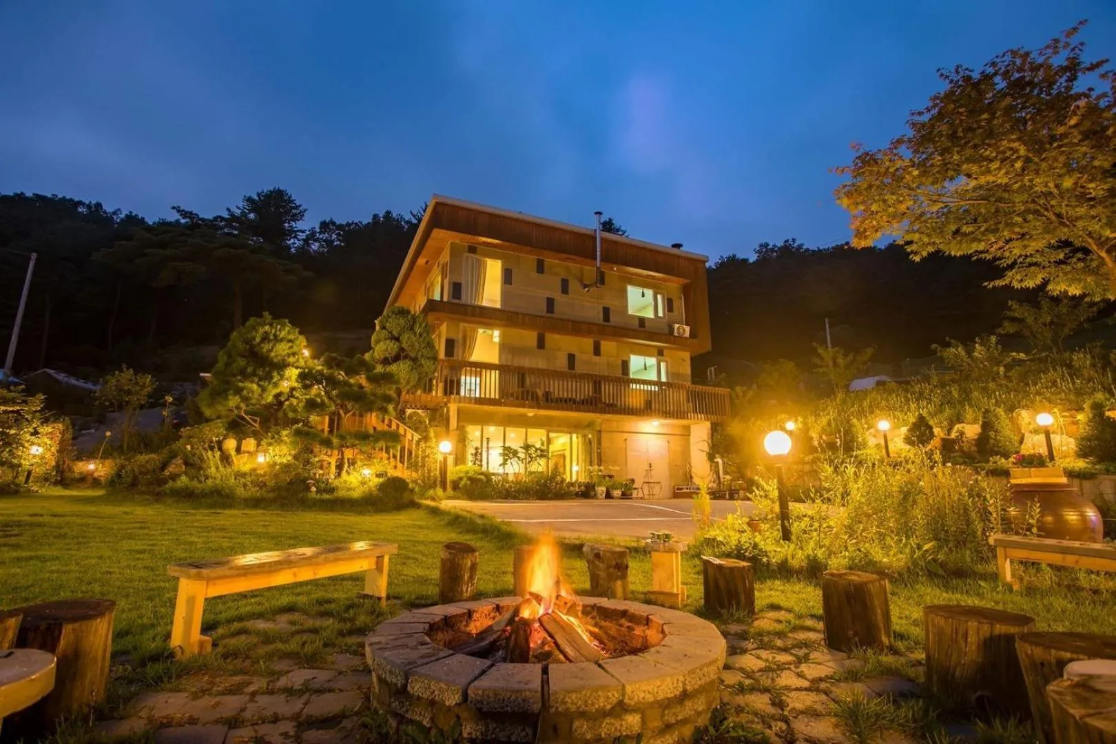 Yangpyeong the Haemil Pension Group, MT, Workshop