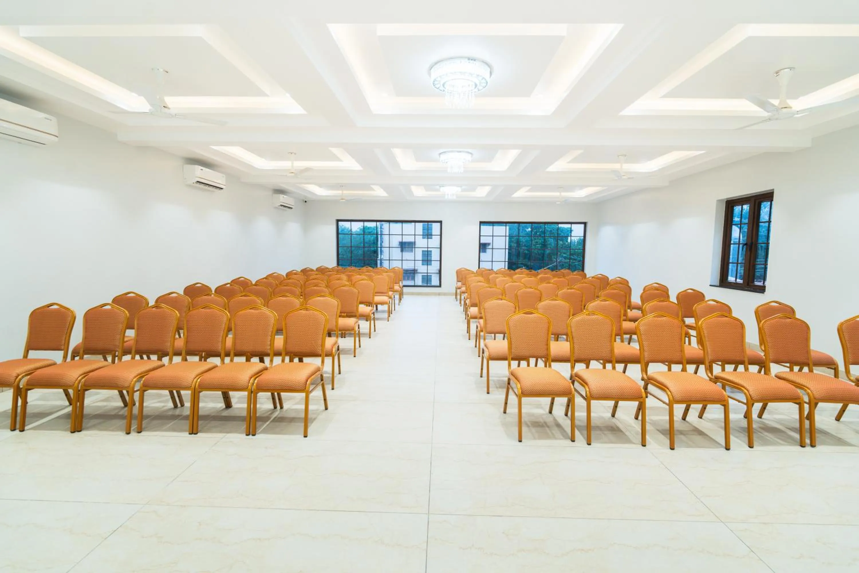 Banquet/Function facilities in MGM Whispering Meadows Yelagiri