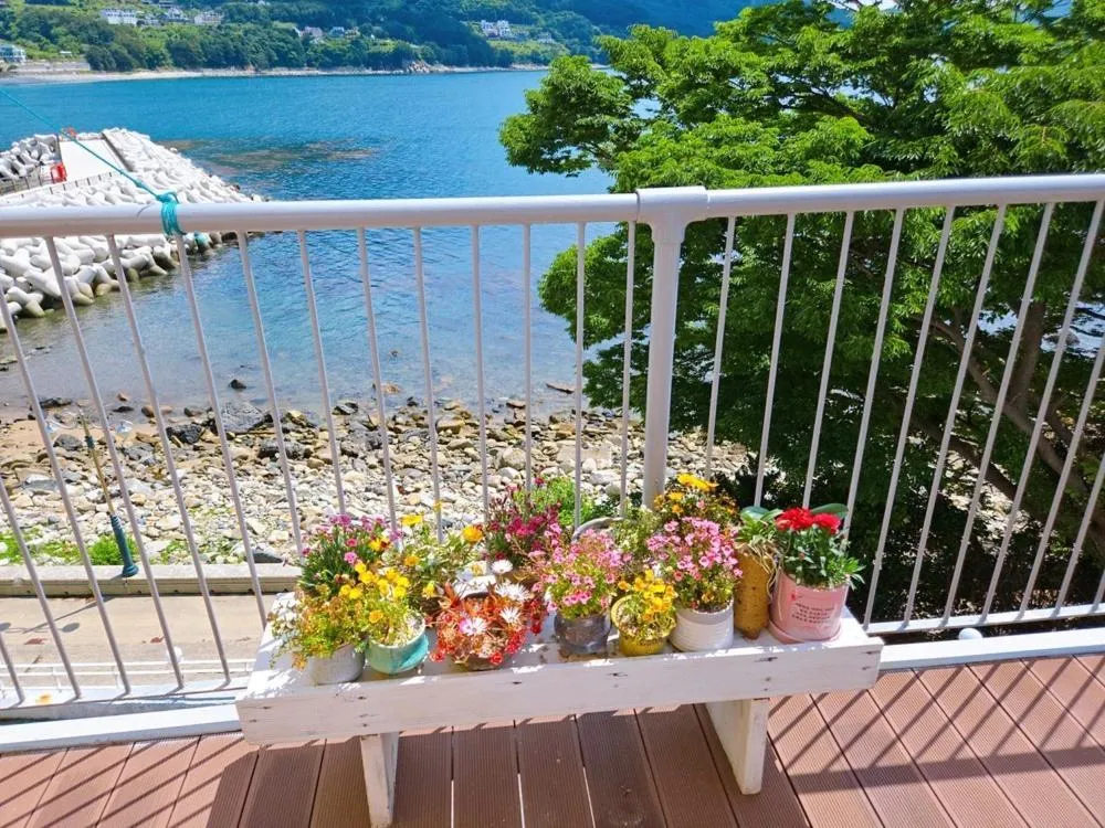 Geoje Theview Kids Poolvilla