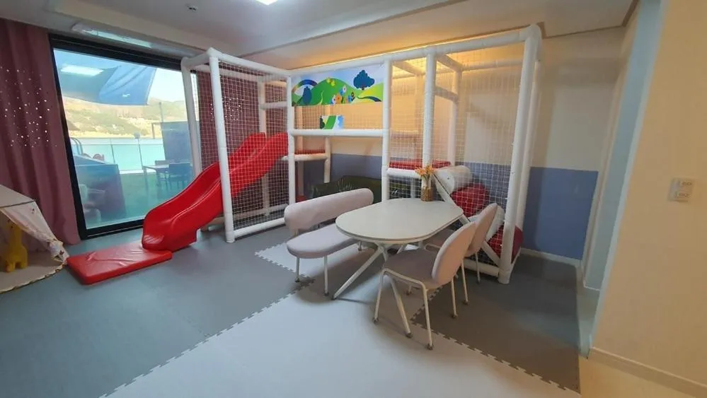 Geoje Theview Kids Poolvilla