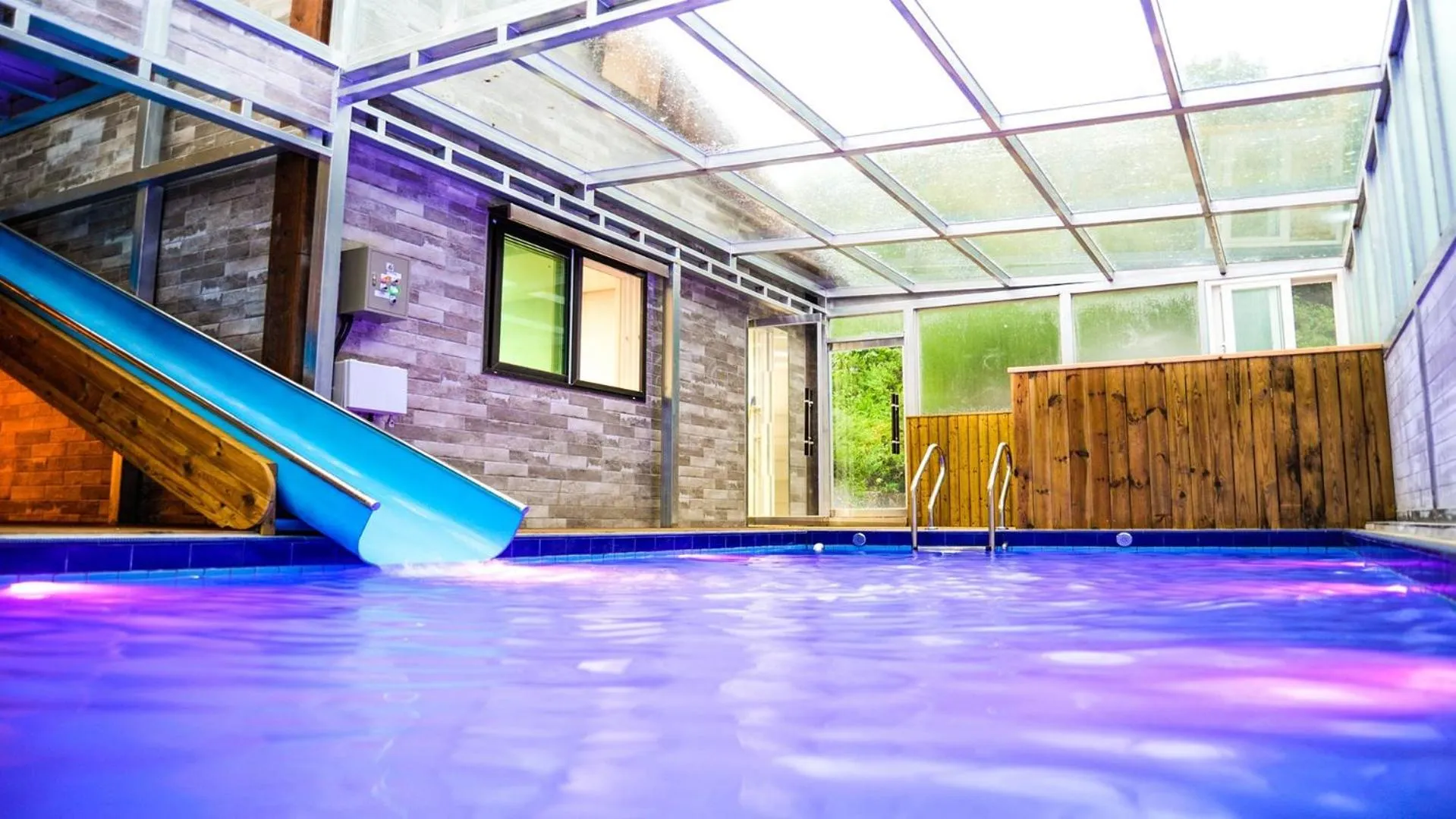 Gapyeong Pinepino Poolvilla