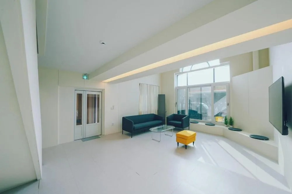 Daebudo Space Pool Villa