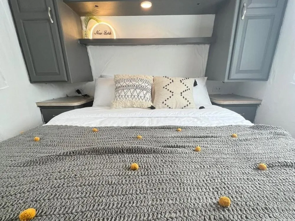 Sokcho New York Caravan