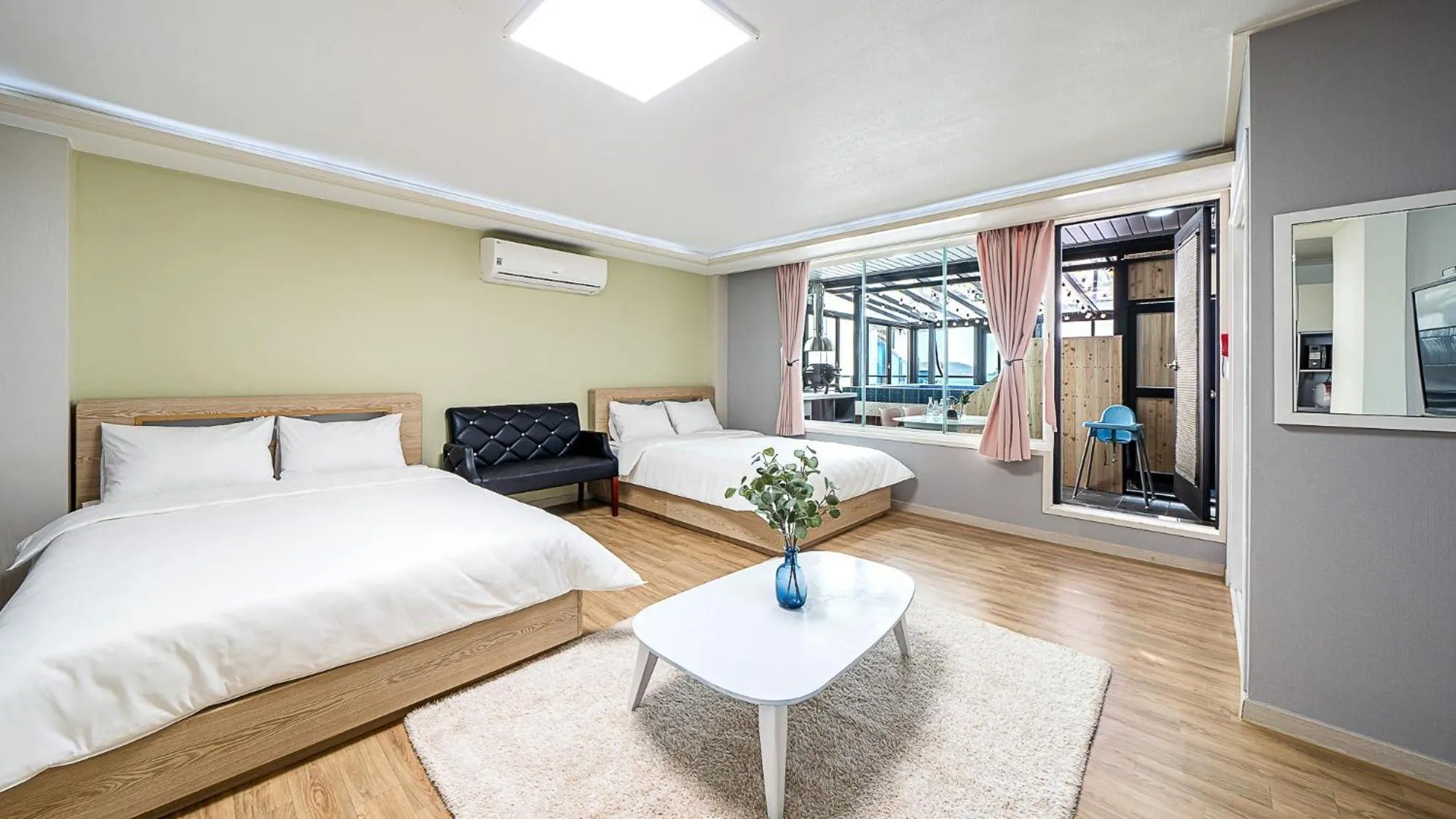 Bed in Geoje Memory Kidspoolvilla