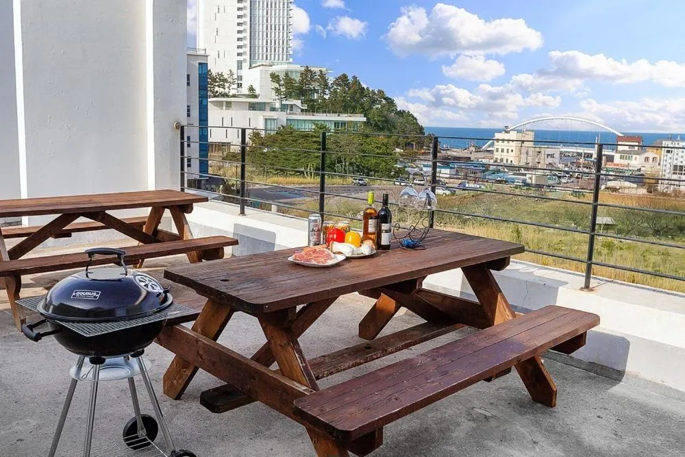 Gangneung Gyeongpodae S9 Beach Familyspa