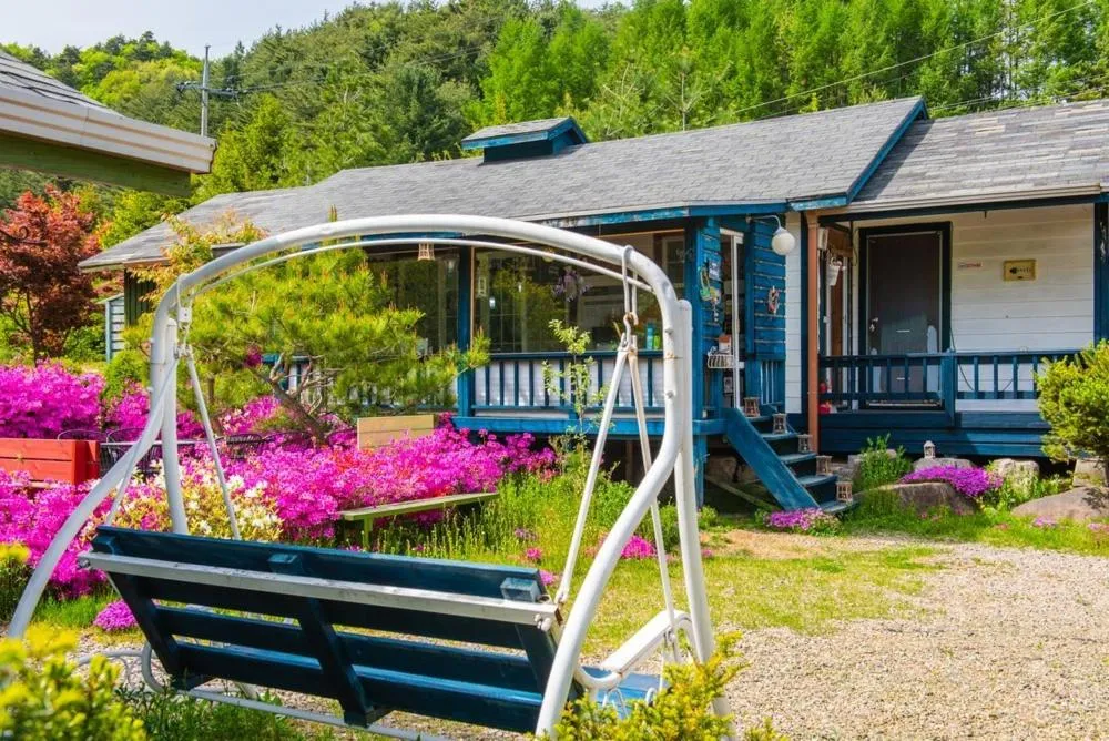 Pyeongchang Zermatt Pension Family, Couple