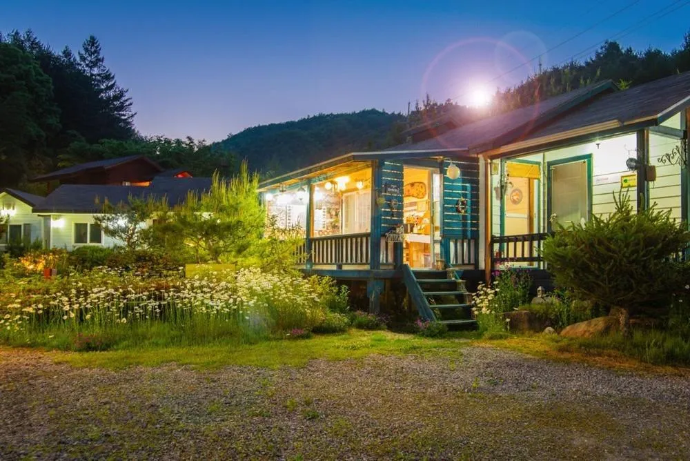 Pyeongchang Zermatt Pension Family, Couple