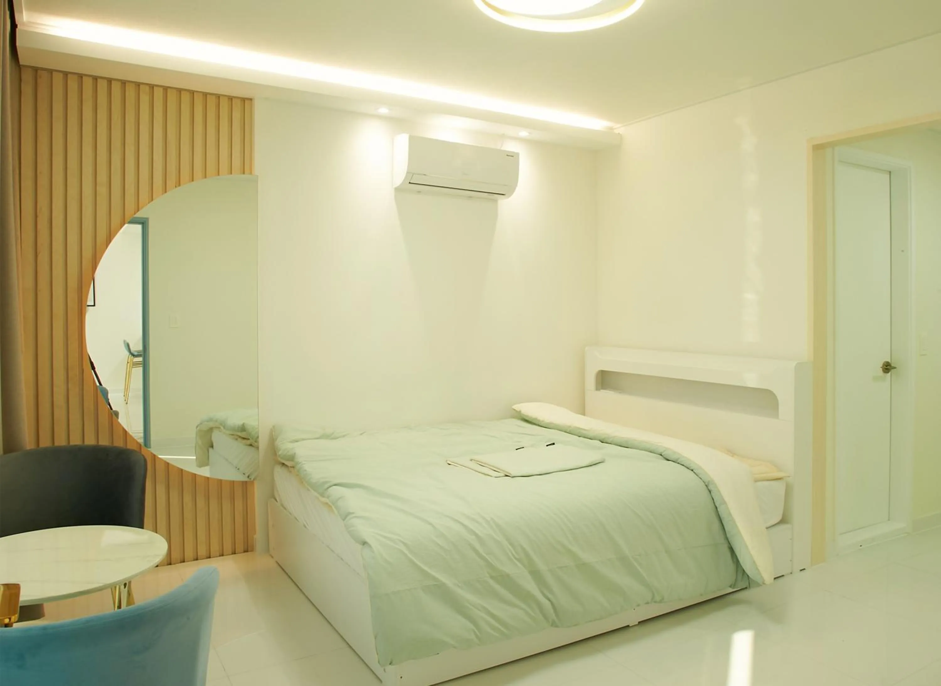 Bed in Whity pension