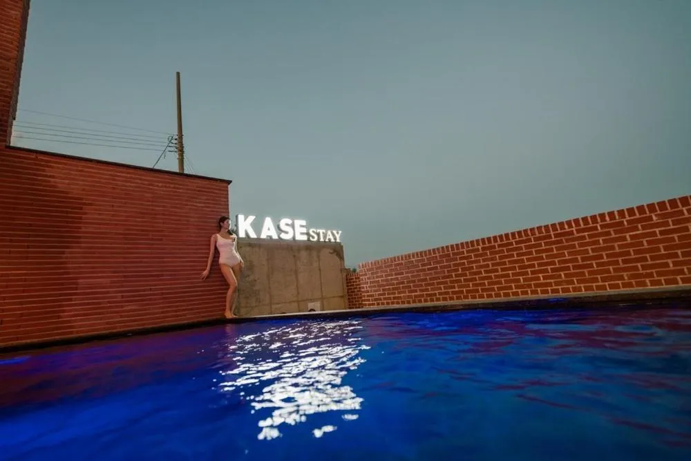 Pohang Case Poolvilla