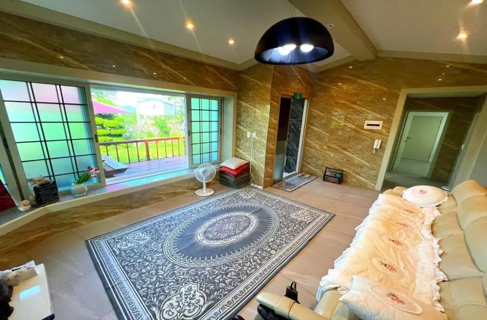 Jeju Haebyeol Private Pension Pet friendly