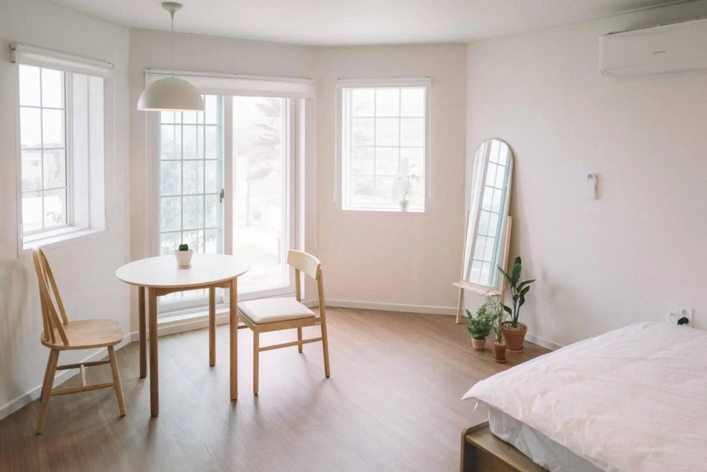 Bed in Namhae Doojip Pension