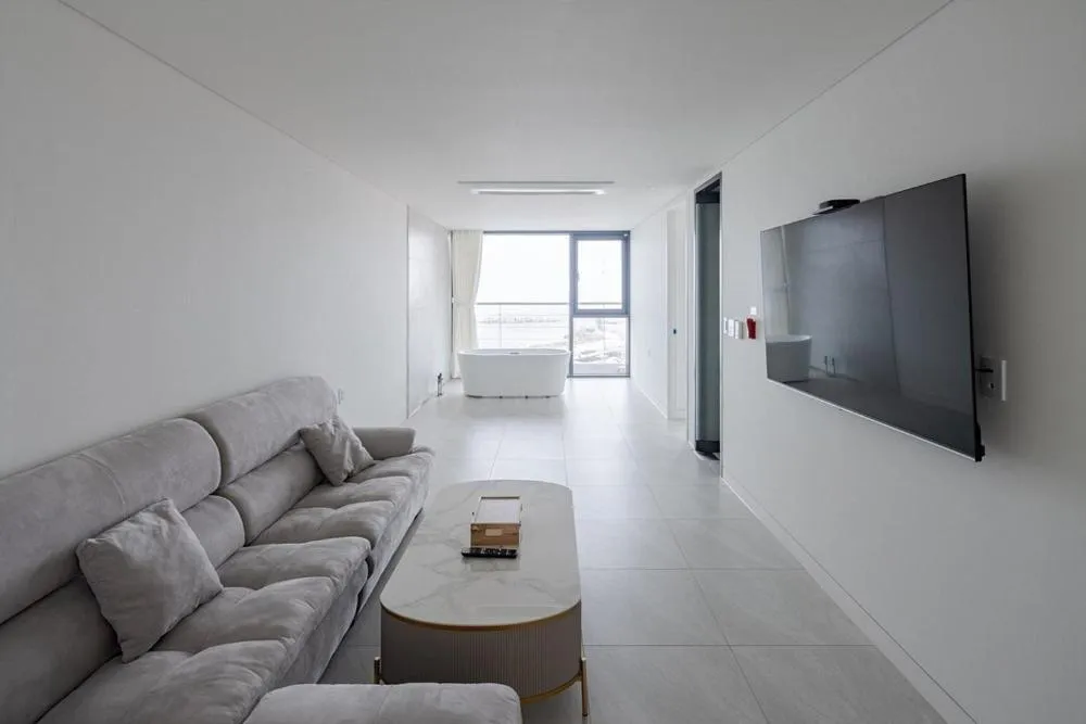 Pohang Madame Annette Pool Villa dogs allowed