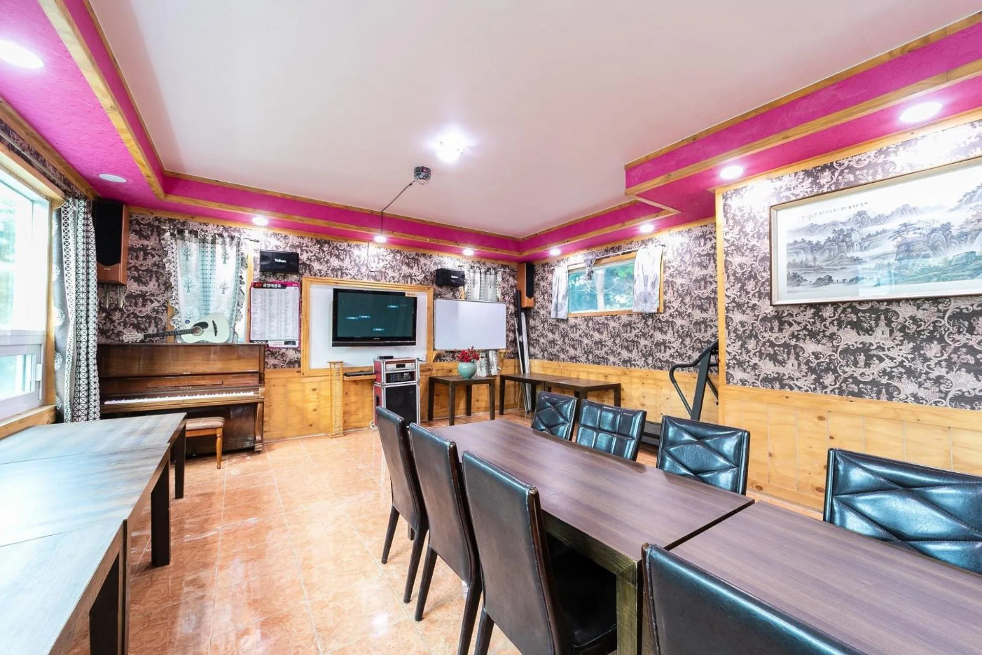 Taean Anmyeondo Geuttaegeu Pension