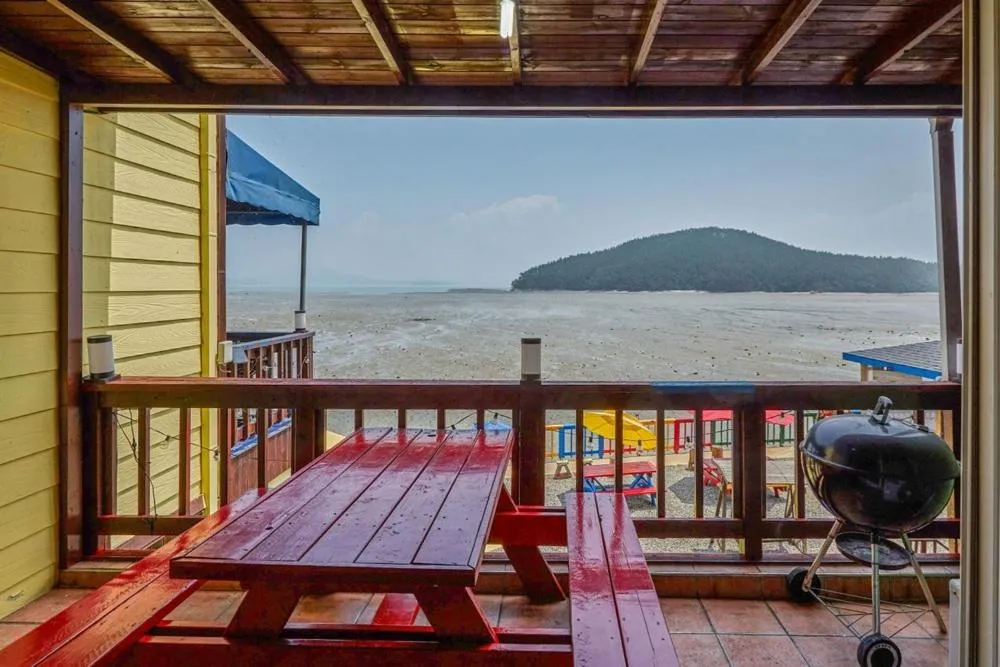 Taean Rainbow Pension