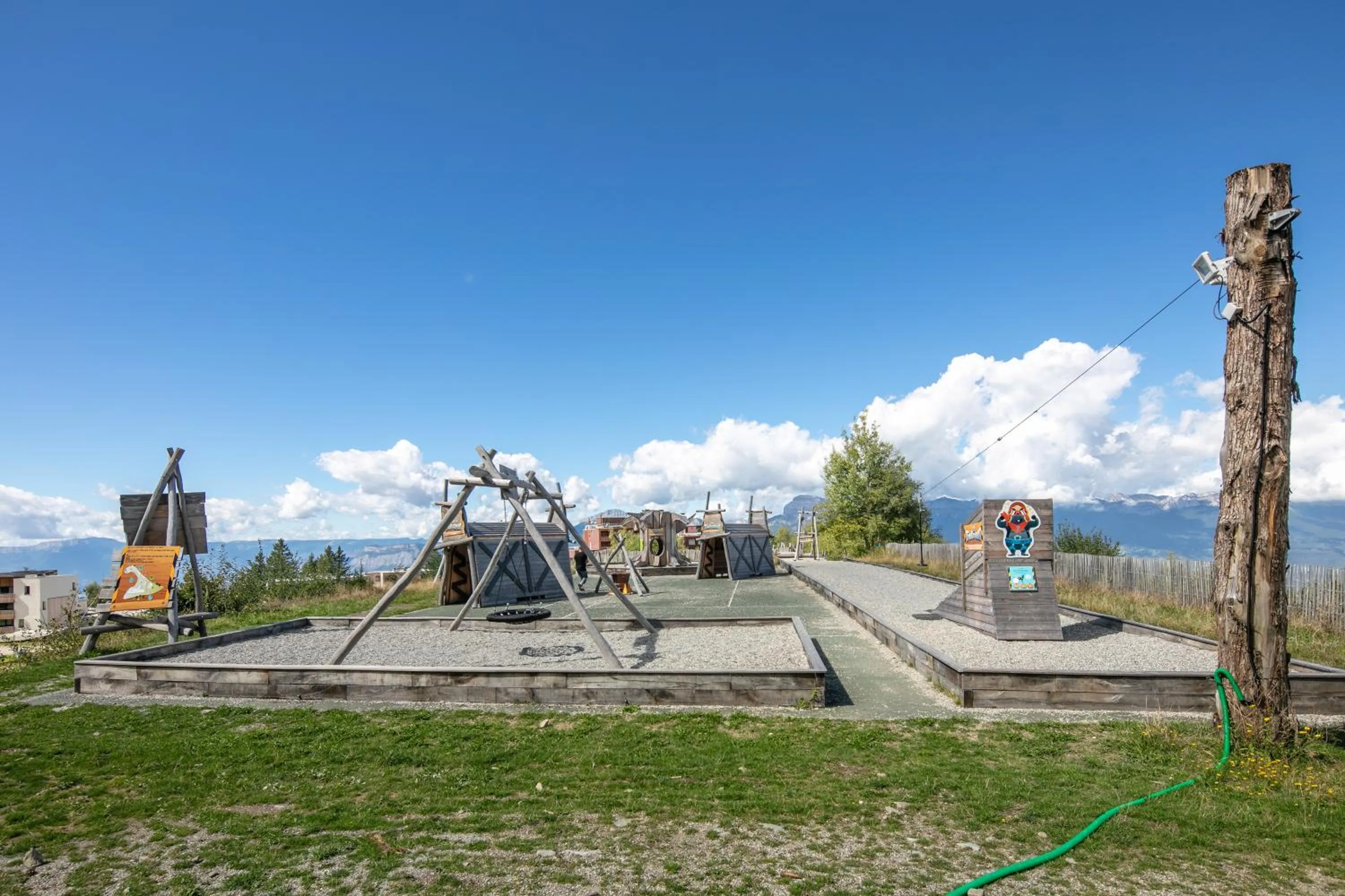 Summer in VVF Les 7 Laux Massif de Belledonne