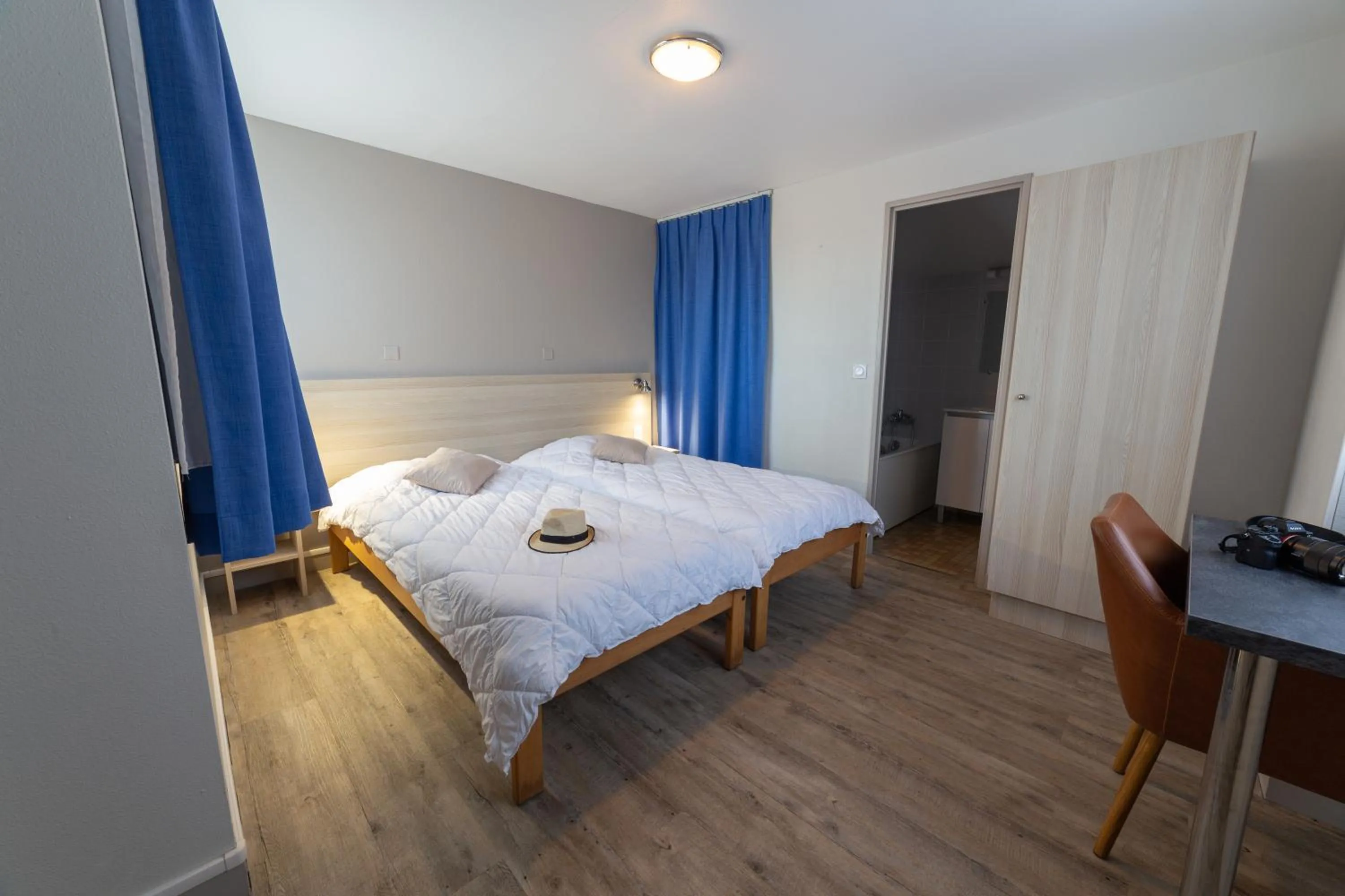 Bedroom, Bed in VVF Normandie Veules-les-Roses