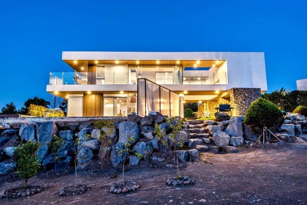 Jeju Mia Private Pool Villa large outdoor warm pool