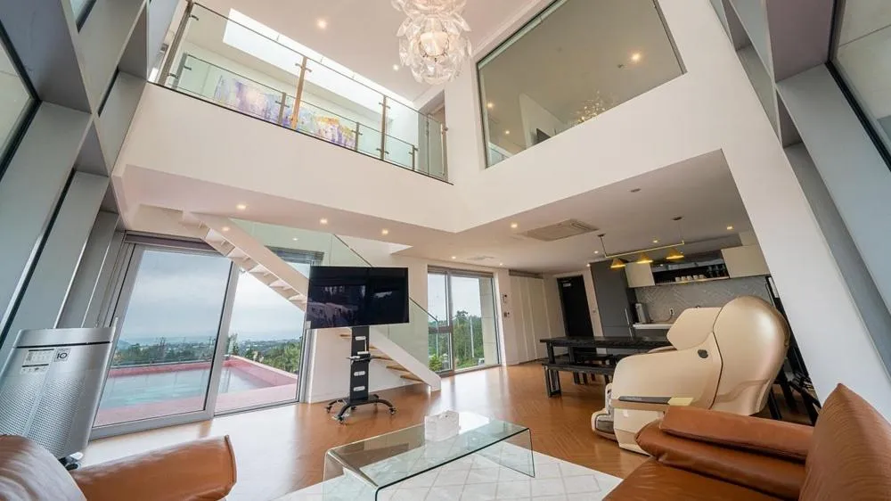 Jeju Mia Private Pool Villa large outdoor warm pool