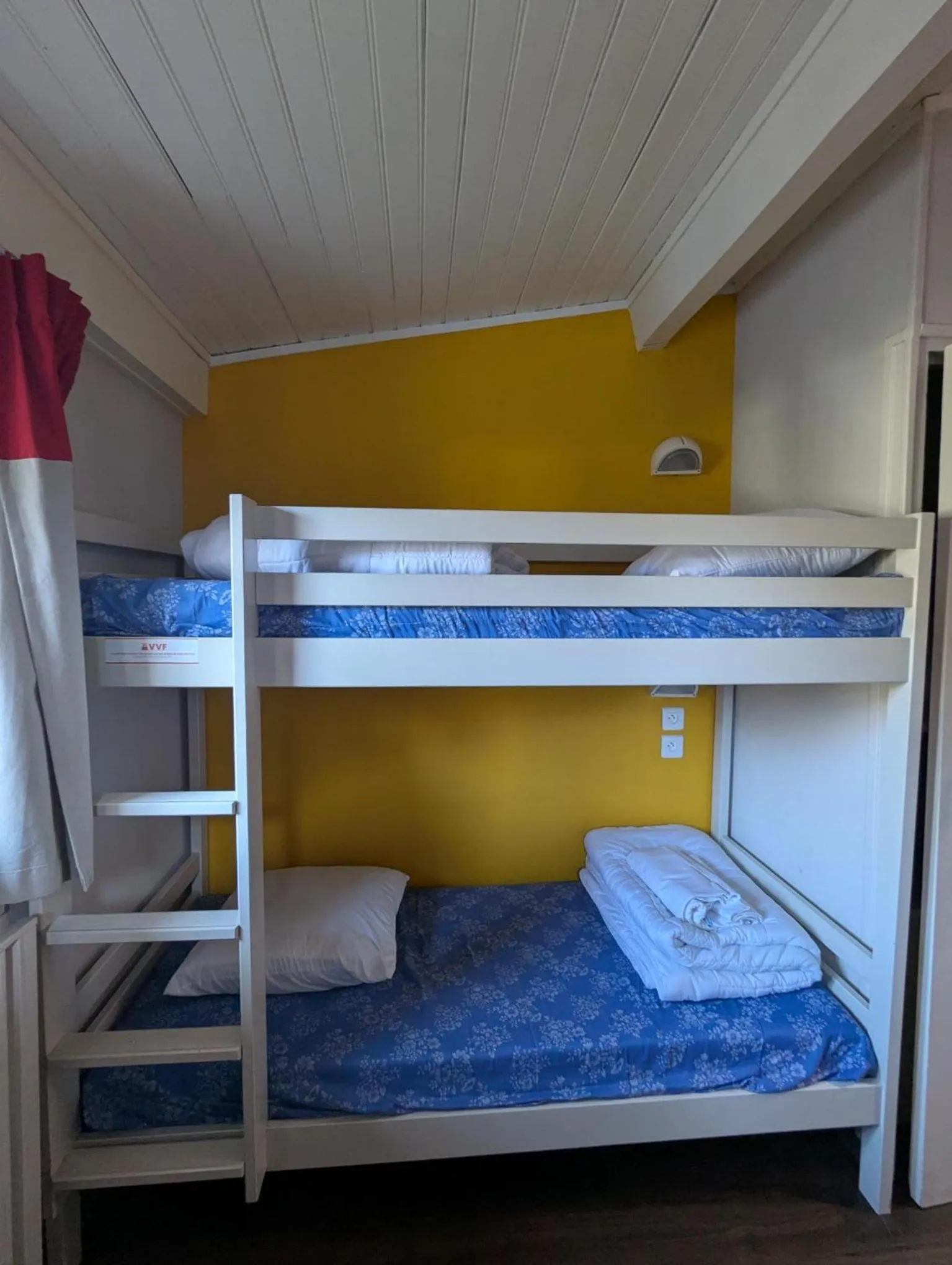 Bedroom, Bed in VVF Saint-Lary-Soulan Hautes-Pyrénées