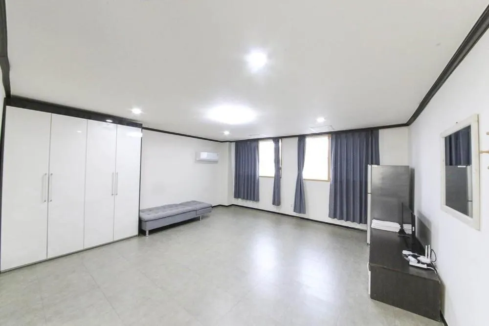 Bed in Daecheon Resortel