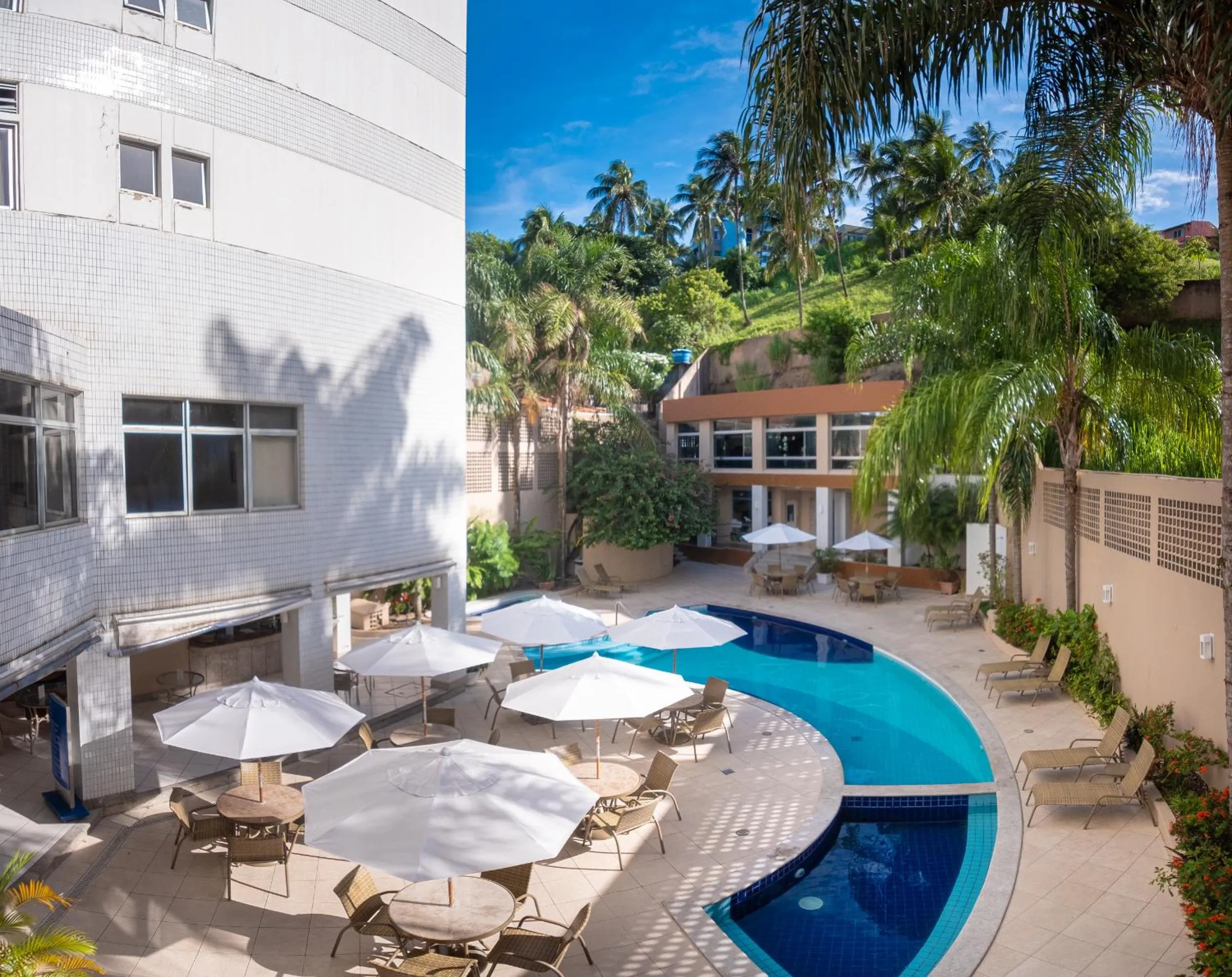 Swimming pool in Portobello Ondina Praia