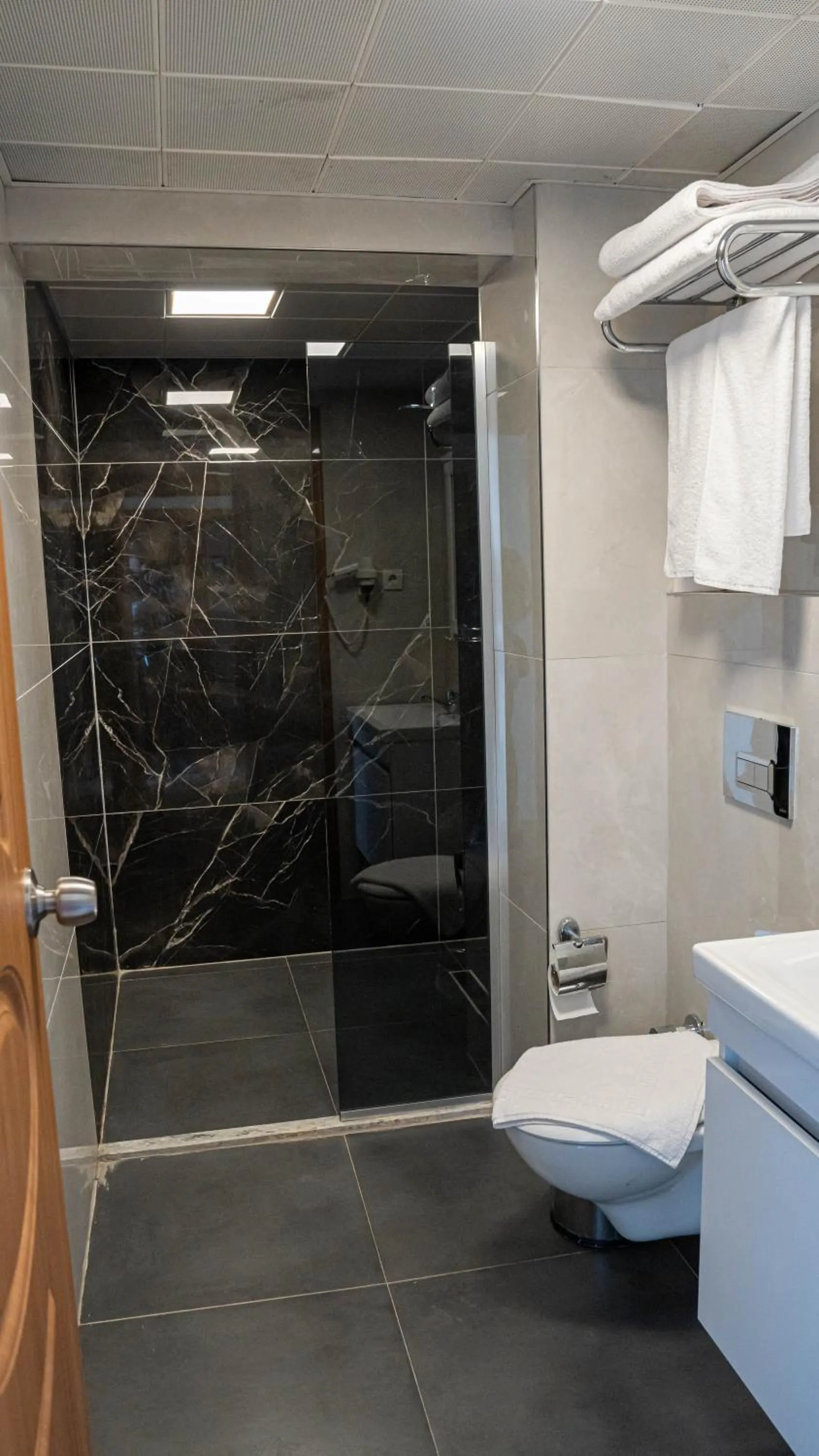 Bathroom in Honeymoon Beach Otel