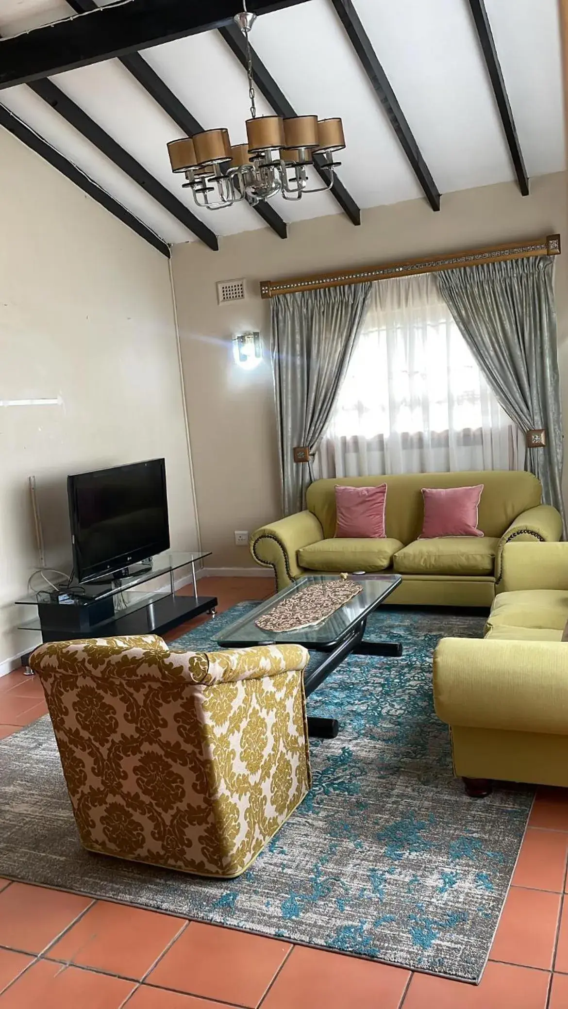 Deluxe Holiday Home in Carrington Guest House Deluxe Holiday Home in Carrington Guest House