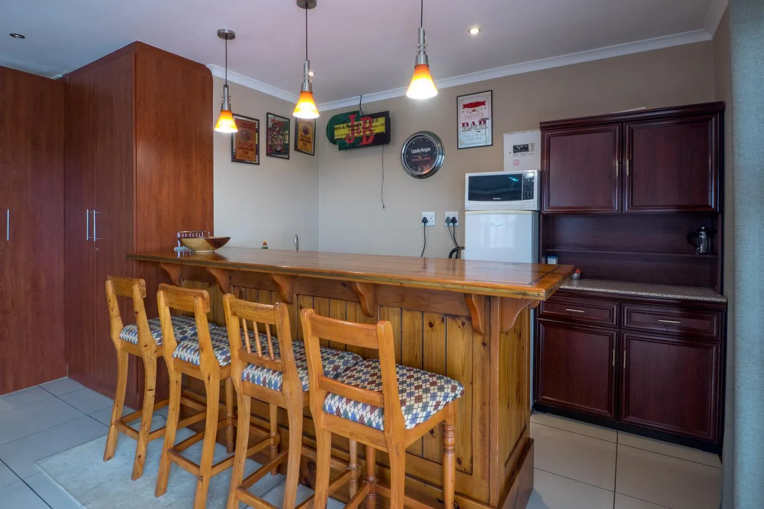 Kitchen or kitchenette in Carrington Guest House