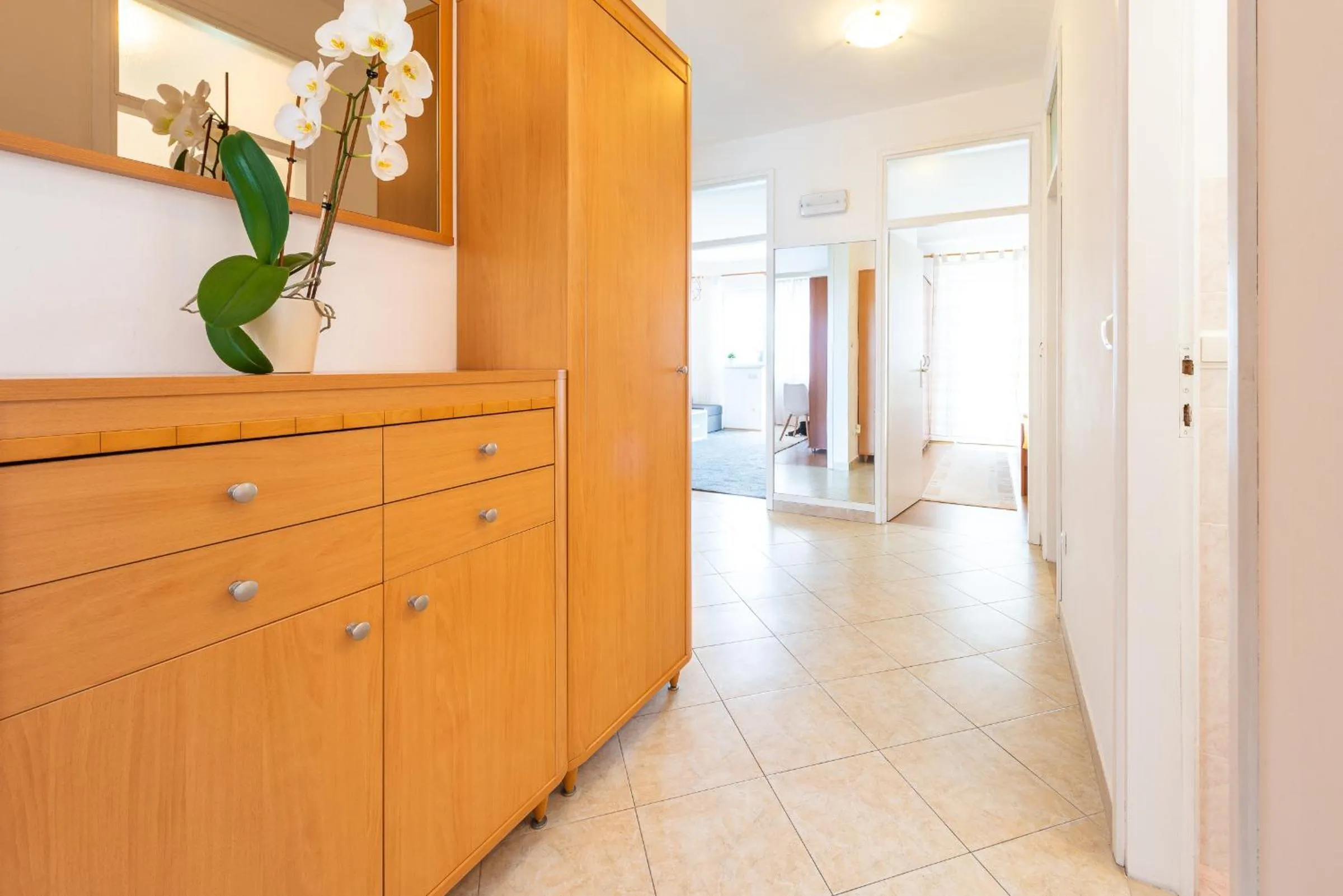 wardrobe in Apartment Jele