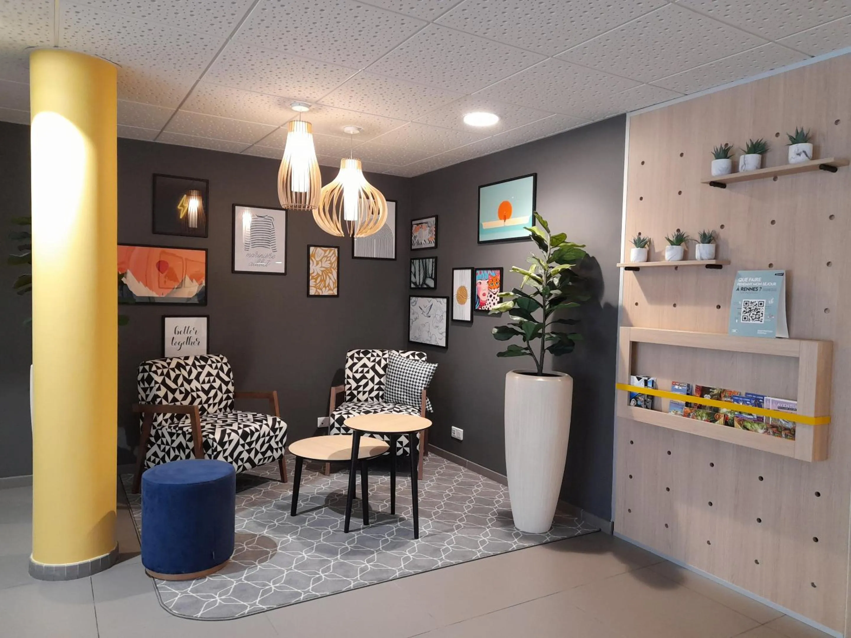 Lobby or reception in Appart Hotel Odalys City Rennes Lorgeril