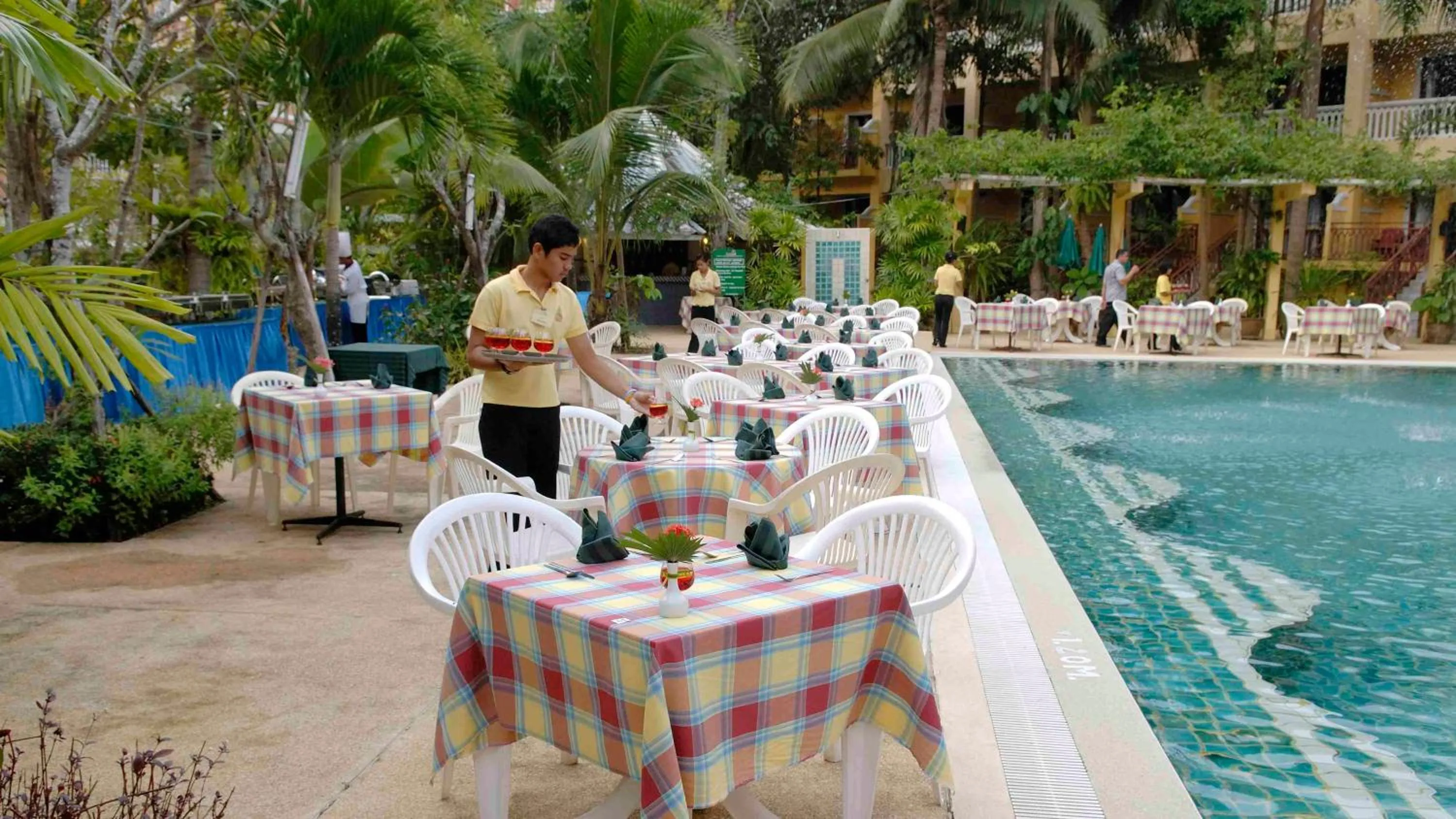 Swimming pool in Successive BeachFront ,Krabi