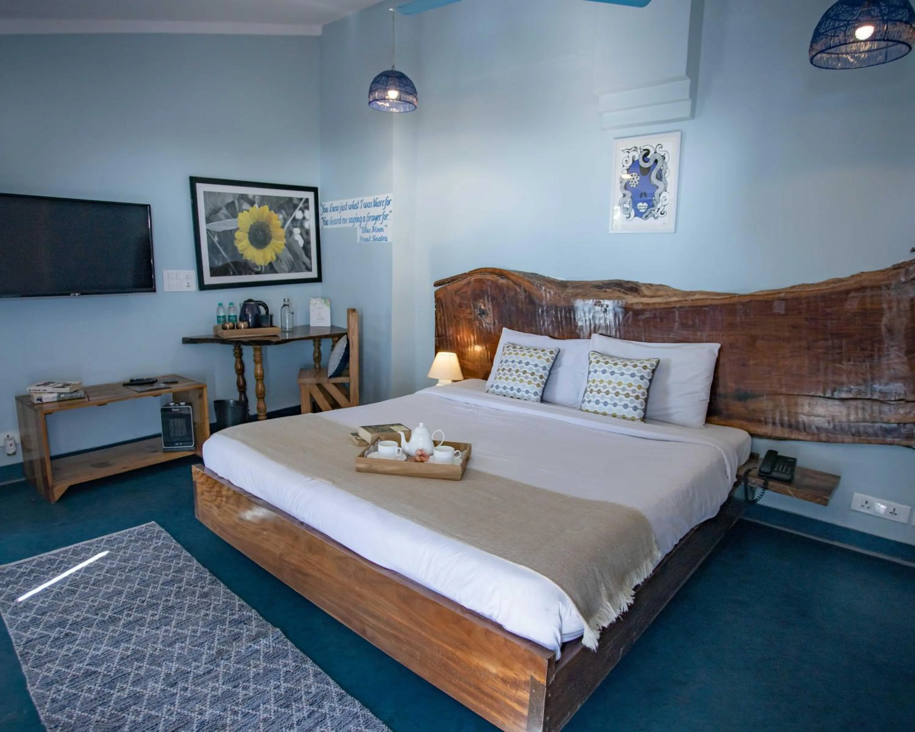 Bed in Seclude Mussoorie, Winterline